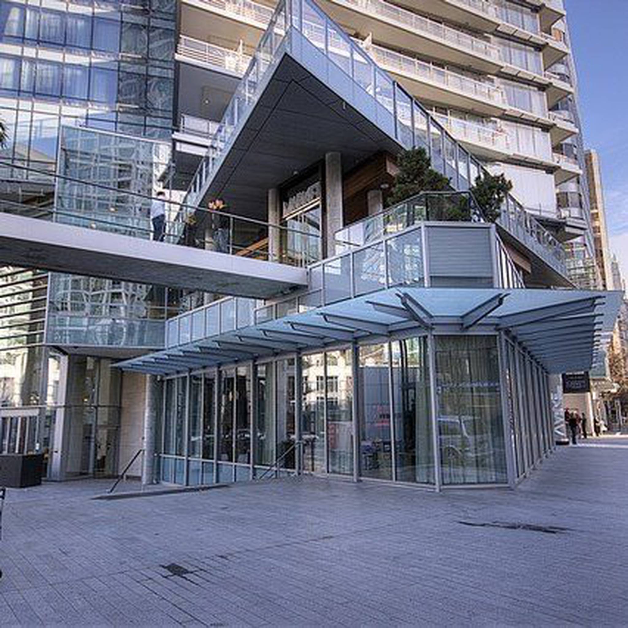 Living Shangrila Vancouver, BC - 1111 Alberni St | liv.rent