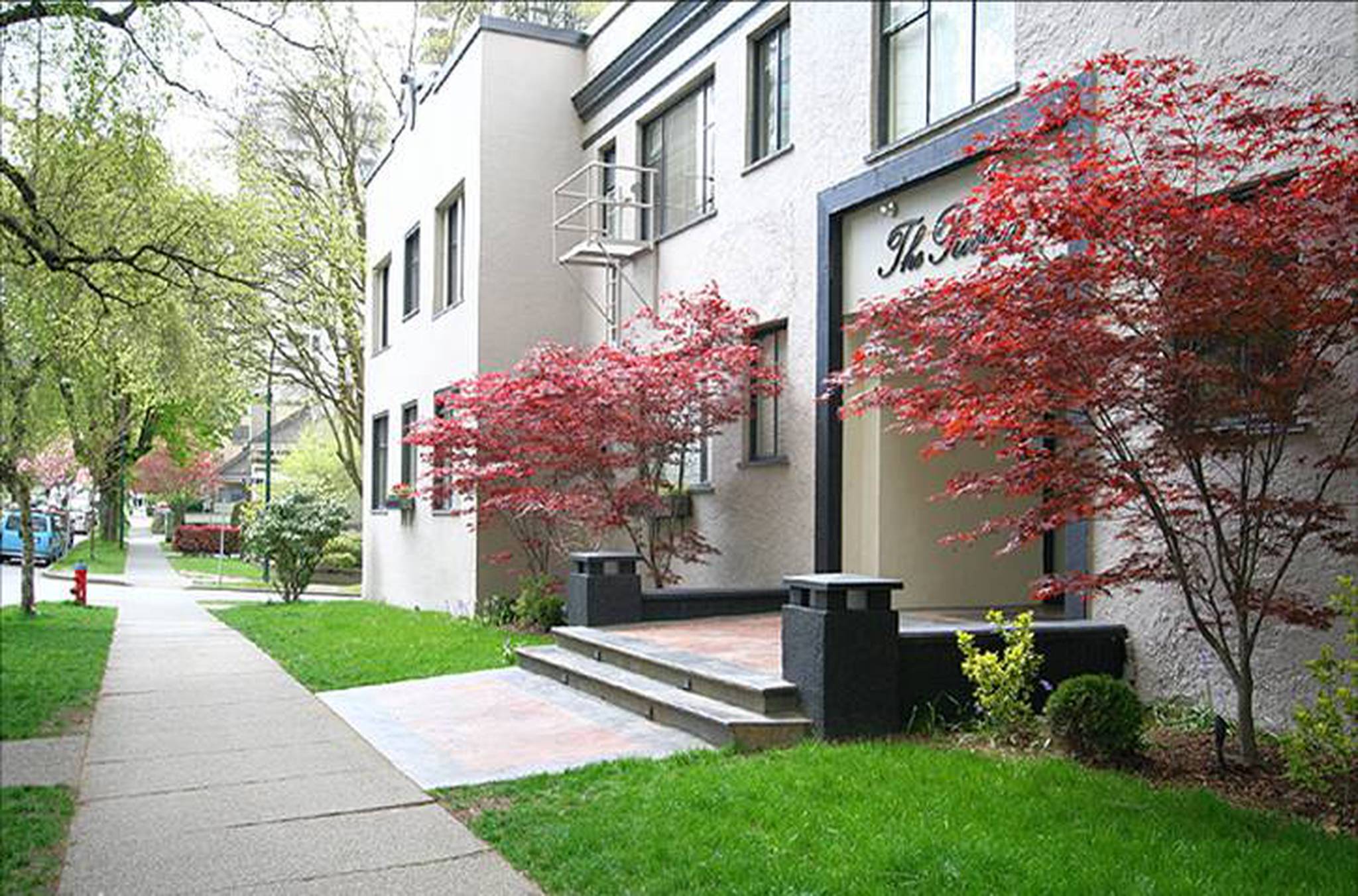 Roslyn 935 Jervis St Apartments for Rent Vancouver liv.rent