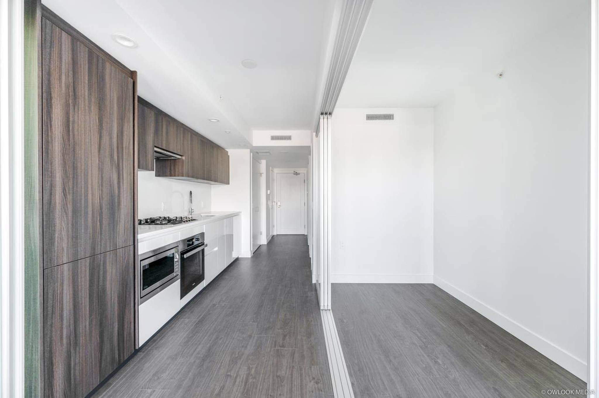 8133 Cook Rd, Richmond, BC 1 Bedroom Apartment for Rent liv.rent