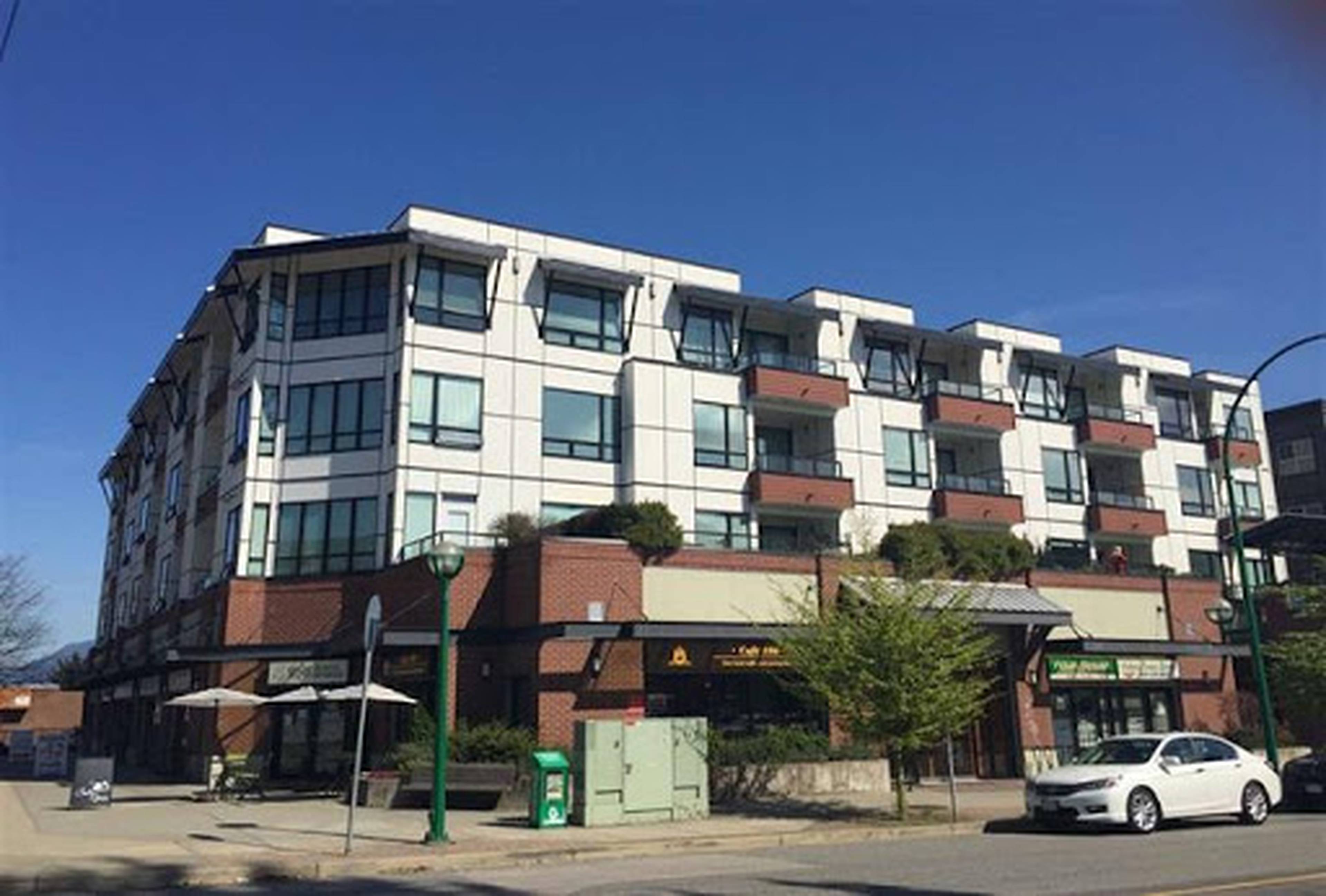 Oakterra 5211 Grimmer St Apartments for Rent Burnaby liv.rent