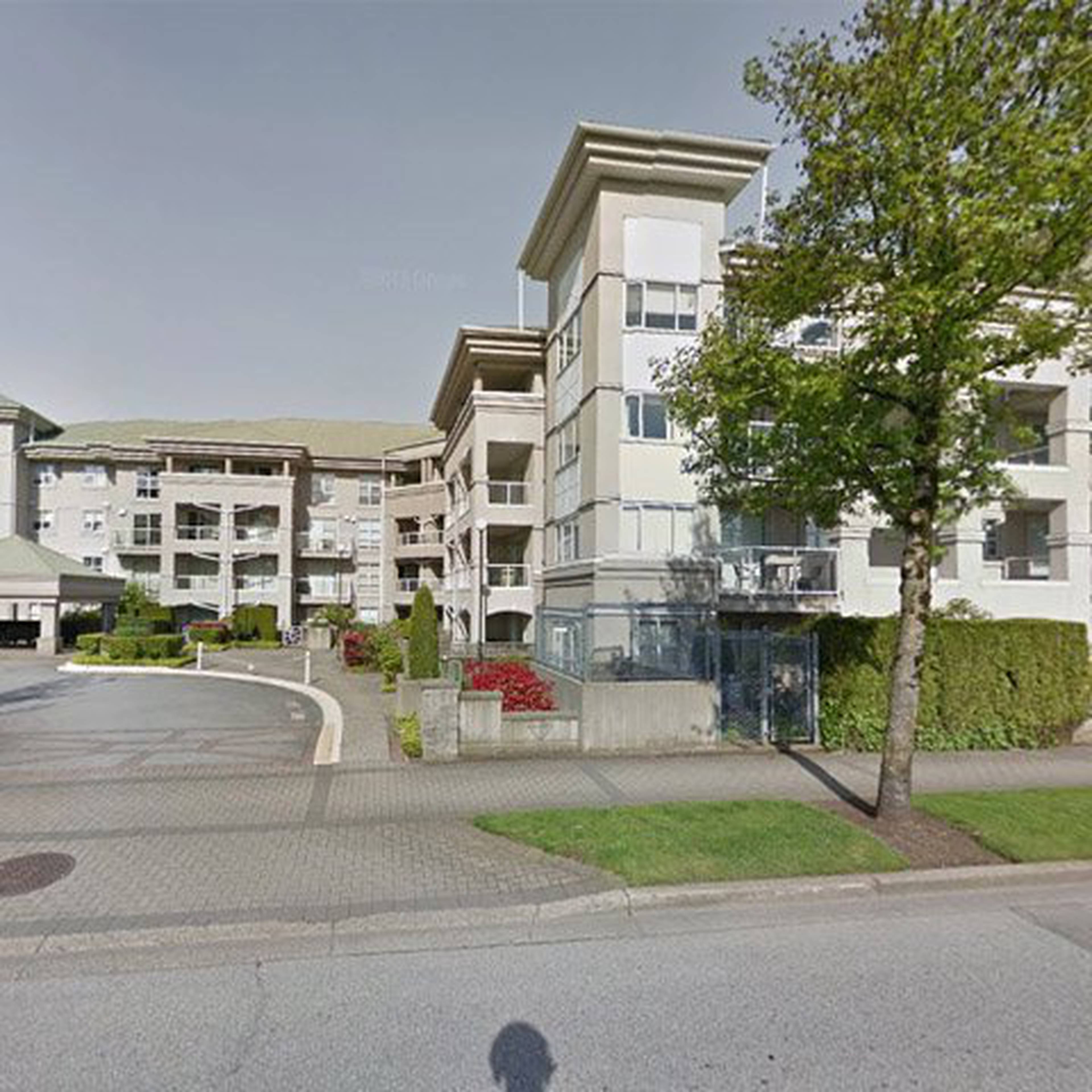 Parkview Apartments for Rent, 10533 University Drive, Surrey, BC - 4