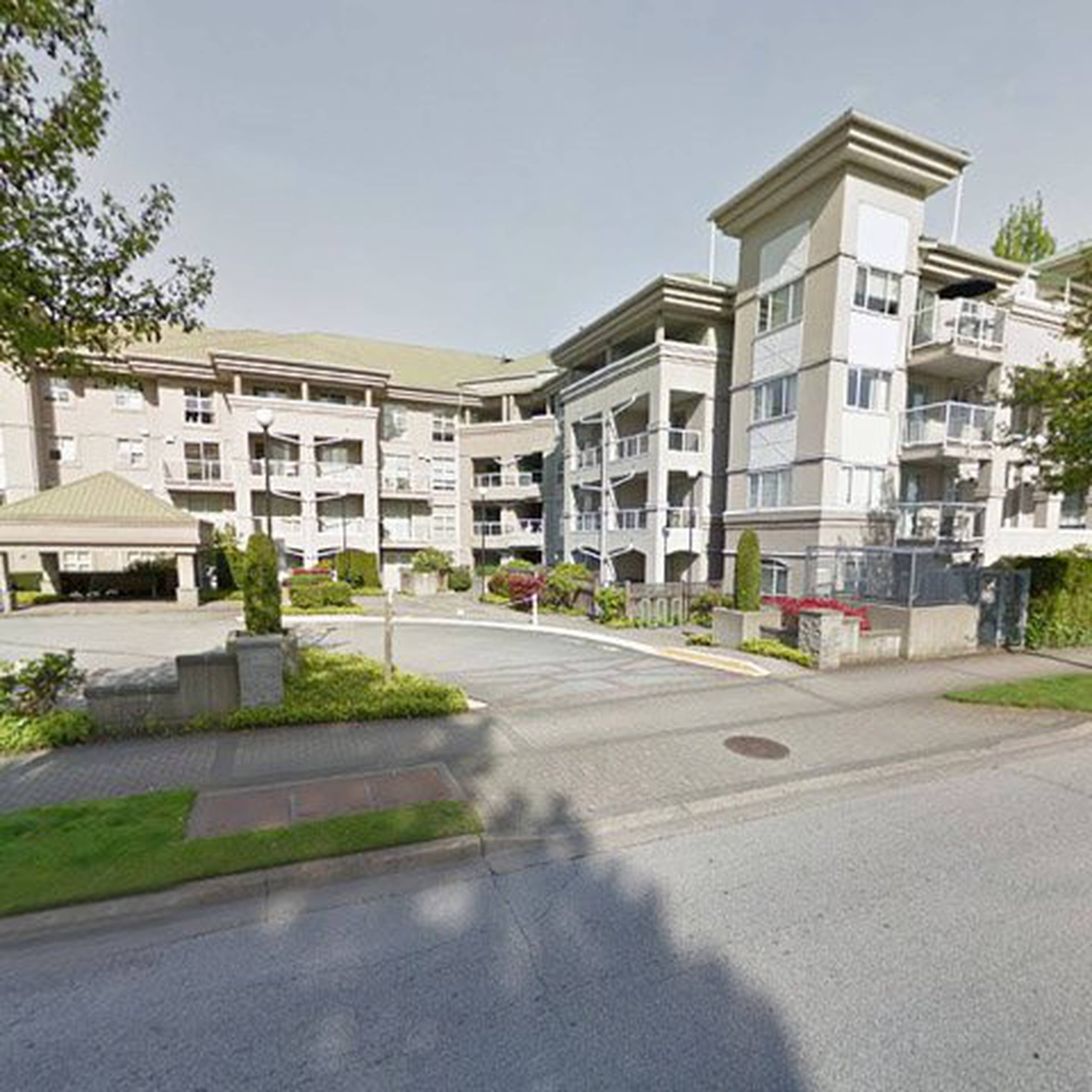 Parkview Apartments for Rent, 10533 University Drive, Surrey, BC - 2