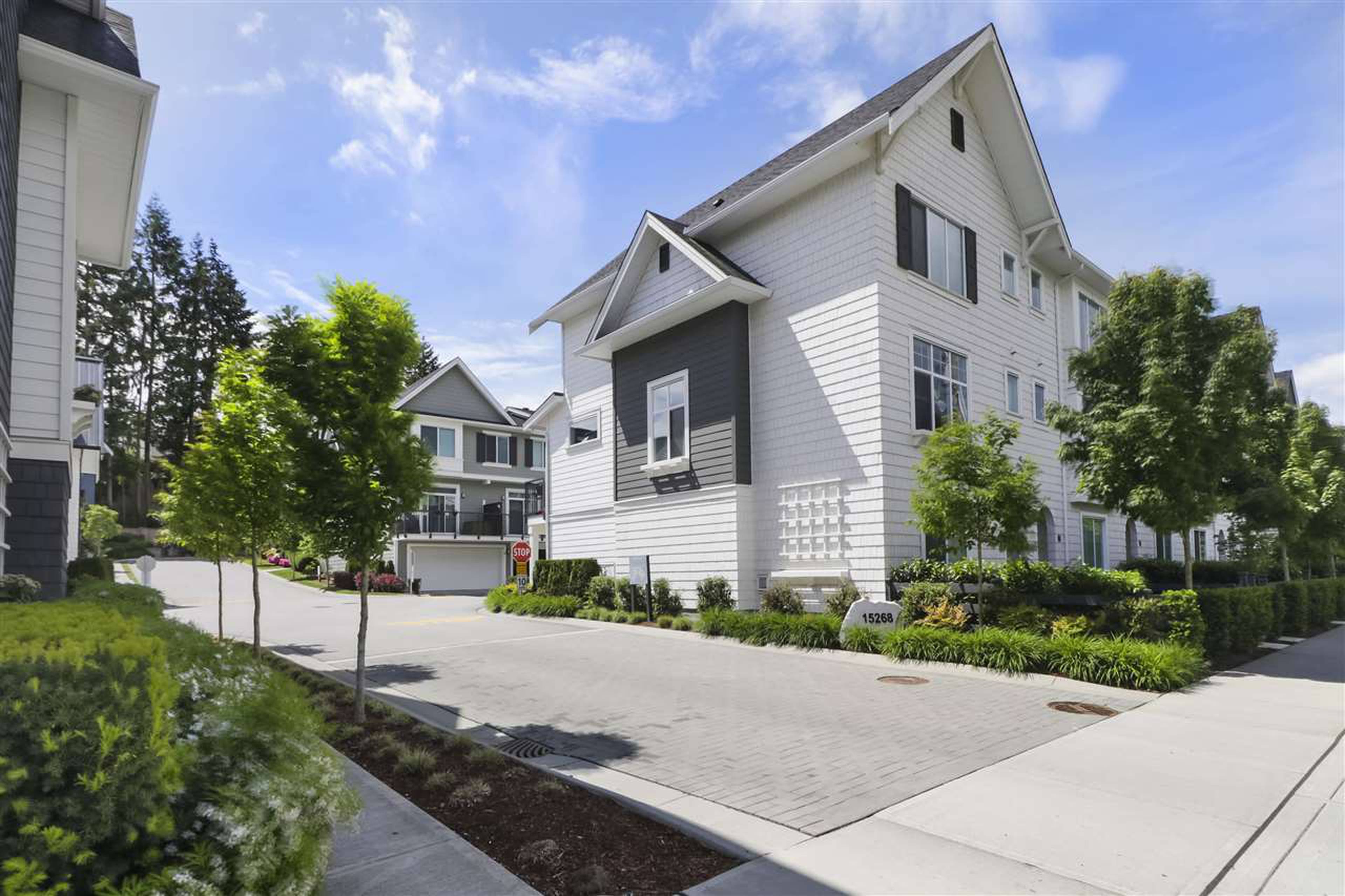 Old School 15268 28 Ave Apartments for Rent Surrey liv.rent