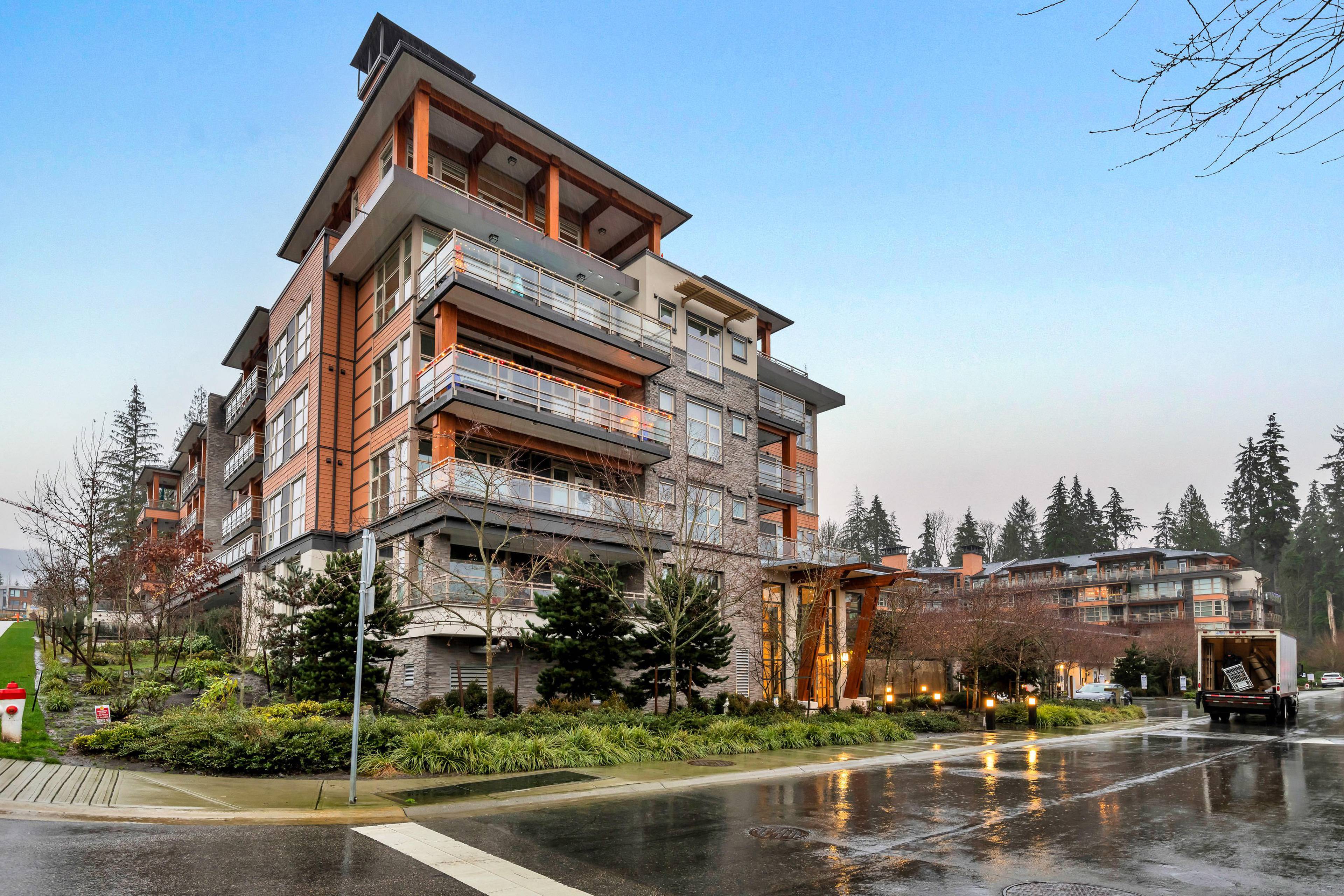 Destiny 2 Apartments for Rent 3602 Aldercrest Dr, North Vancouver