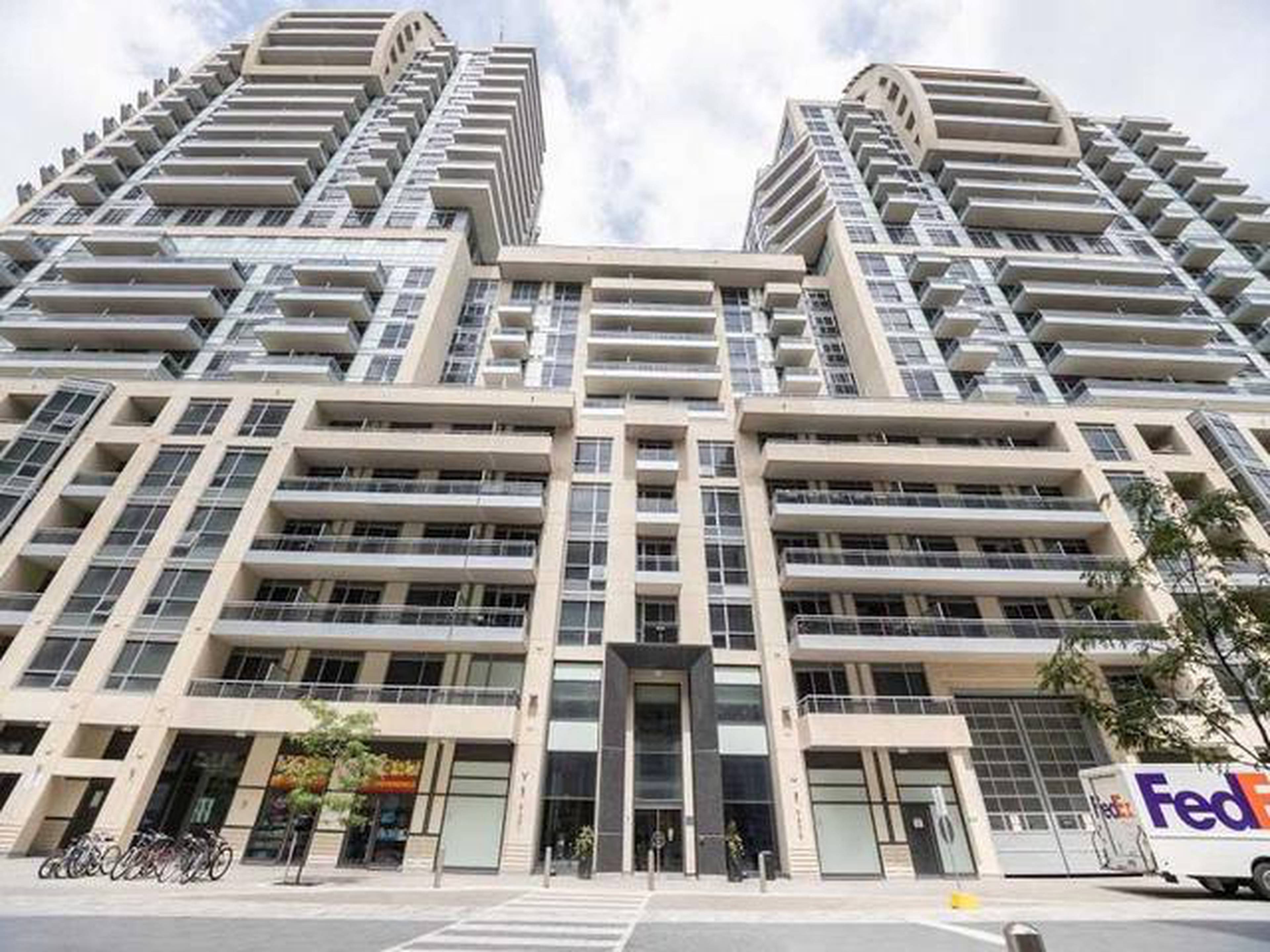 The Beverly Hills 9205 Yonge St Apartments for Rent Richmond Hill