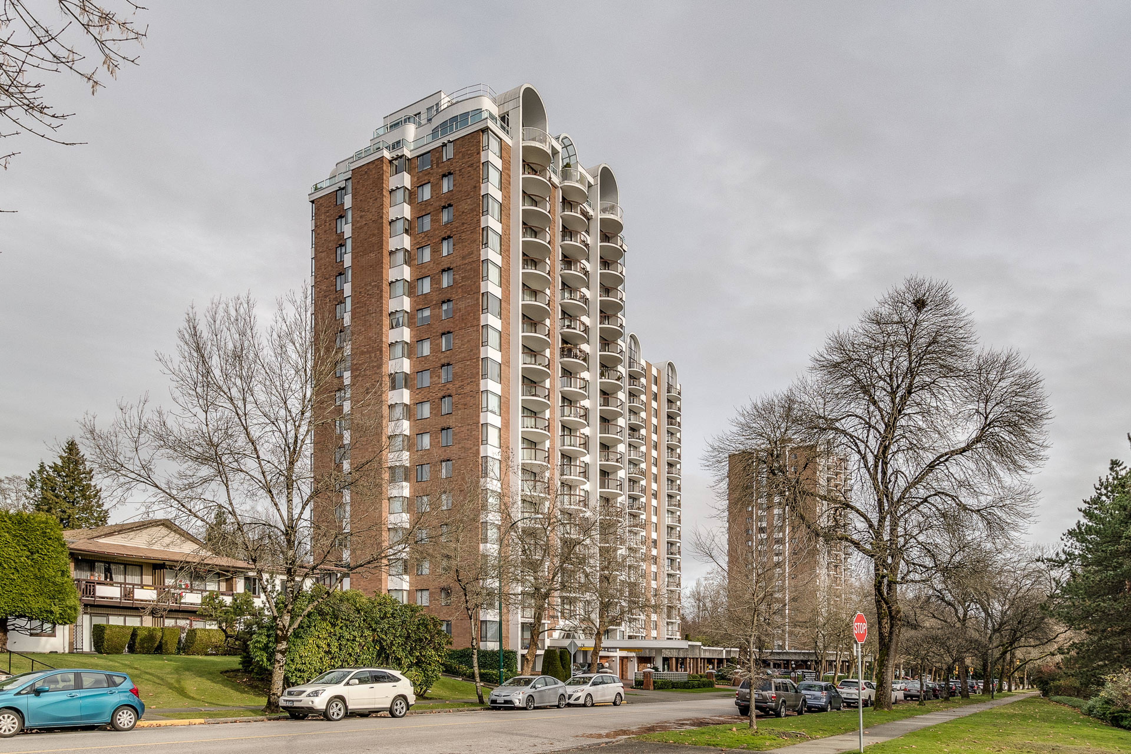 Langara Gardens 591 W 57th Ave Apartments for Rent Vancouver liv.rent