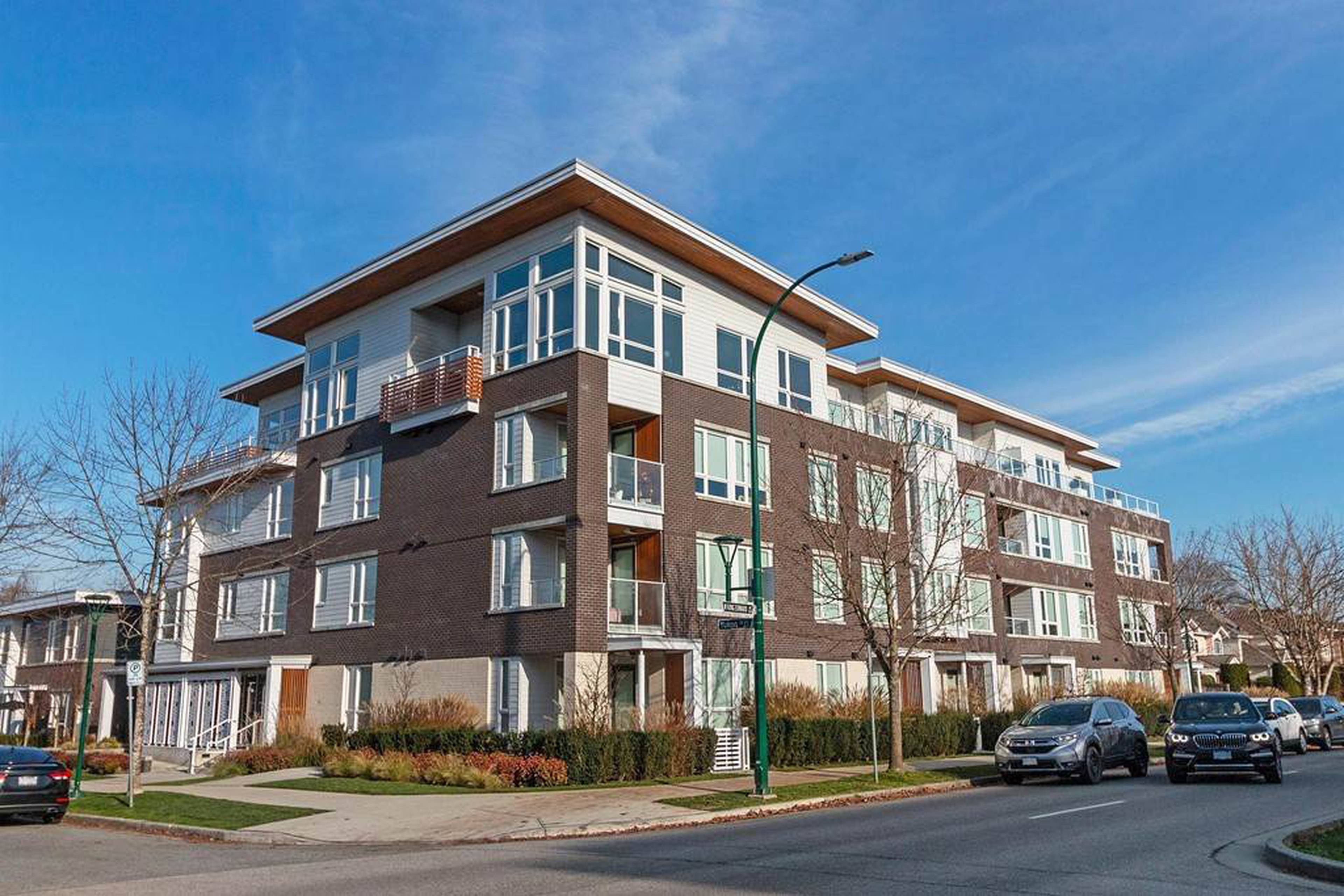 Bennington House 4080 Yukon St Apartments for Rent Vancouver liv.rent