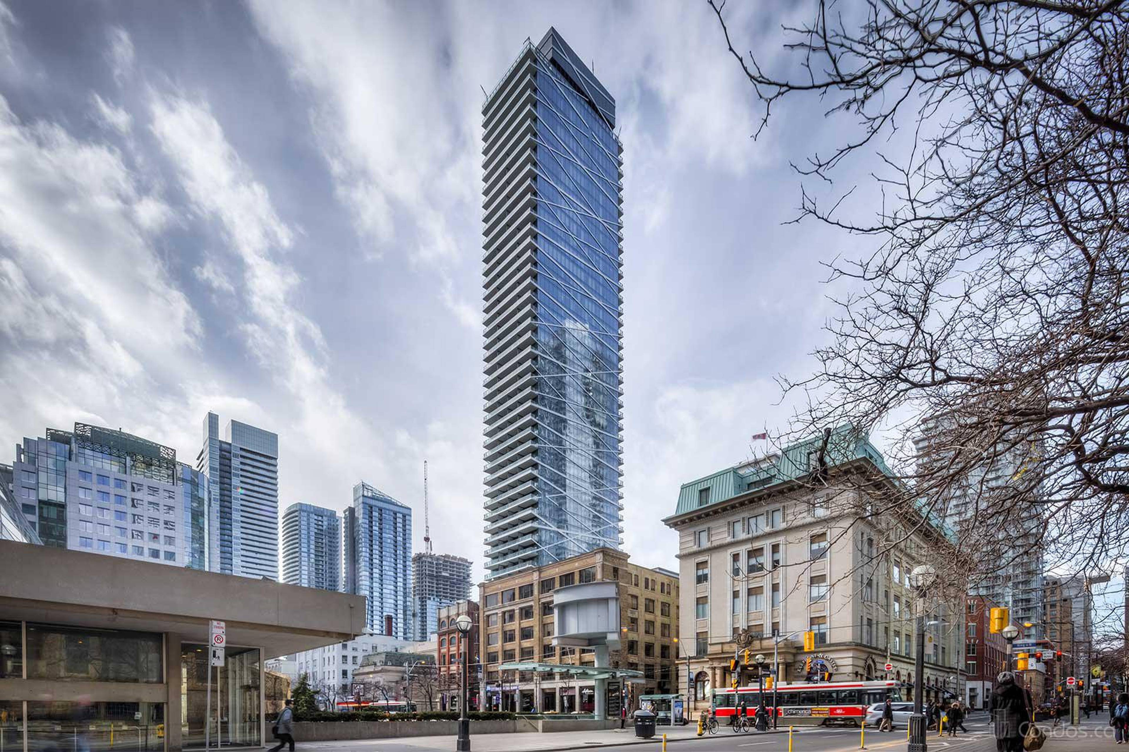 Theatre Park Apartment Building