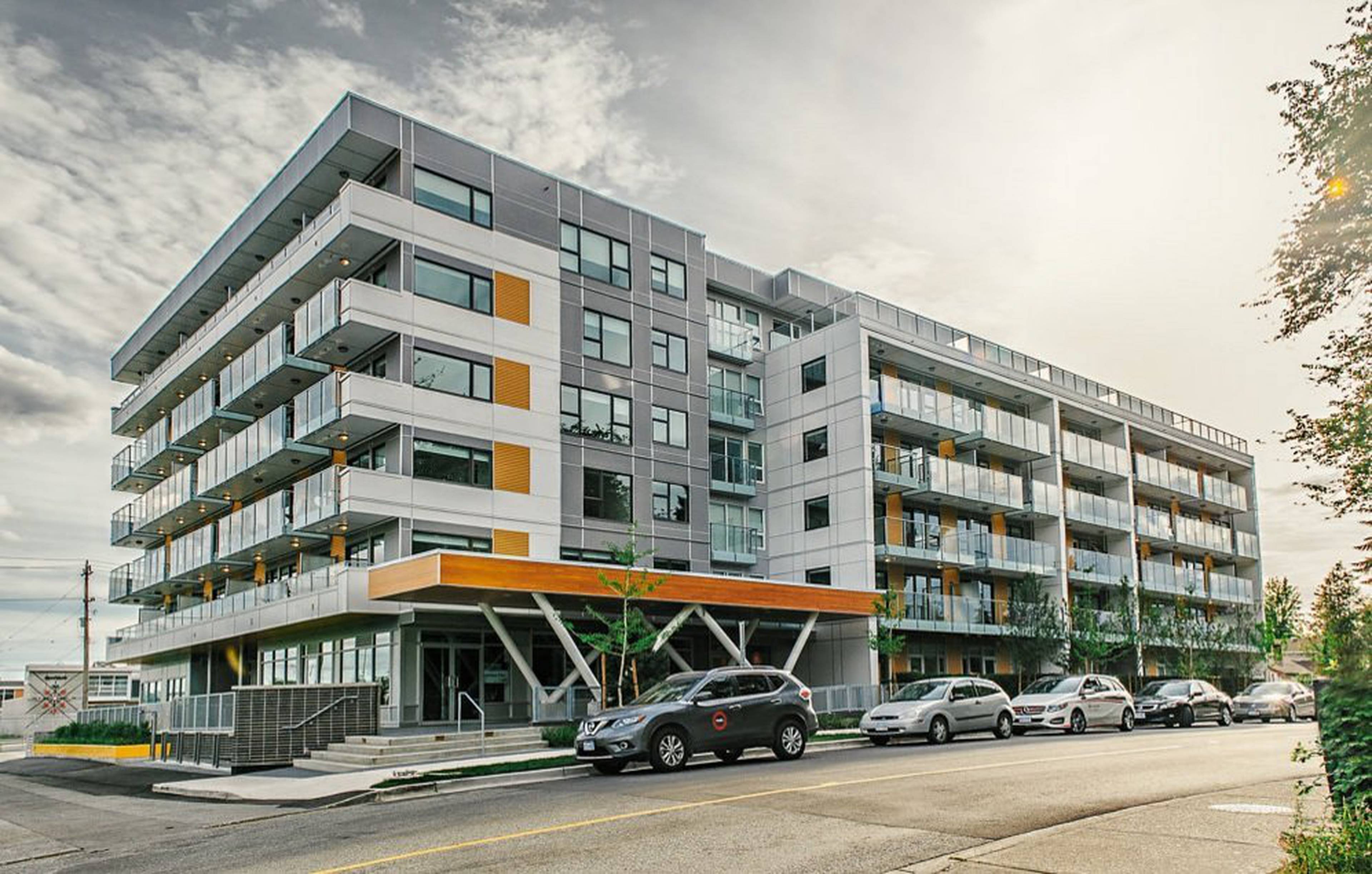 Lynne Creek Apartments 1561 Oxford St Apartments for Rent North