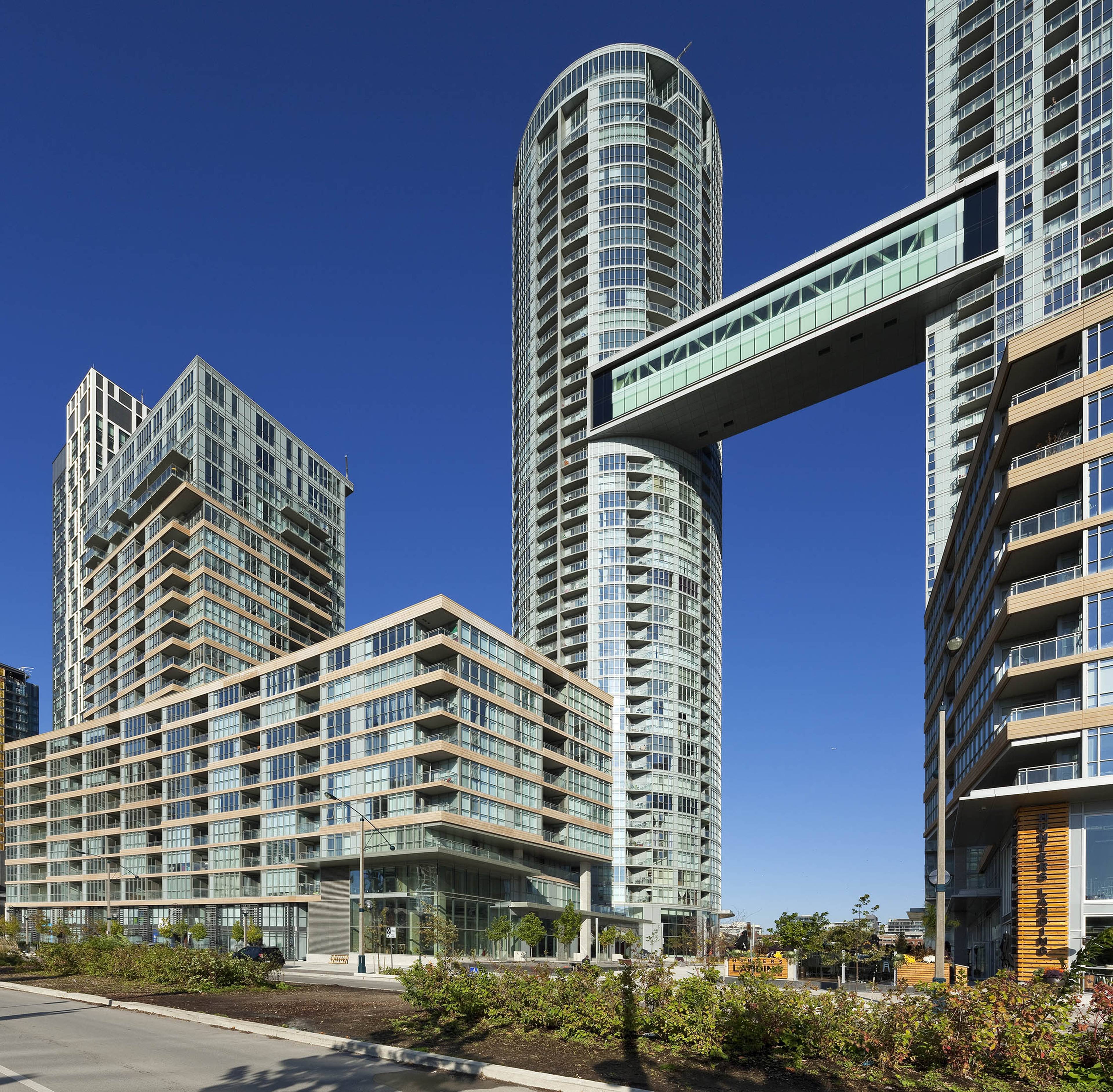 Parade Ⅱ - CityPlace Apartments for Rent, 21 Iceboat Terr, Toronto, ON - 5
