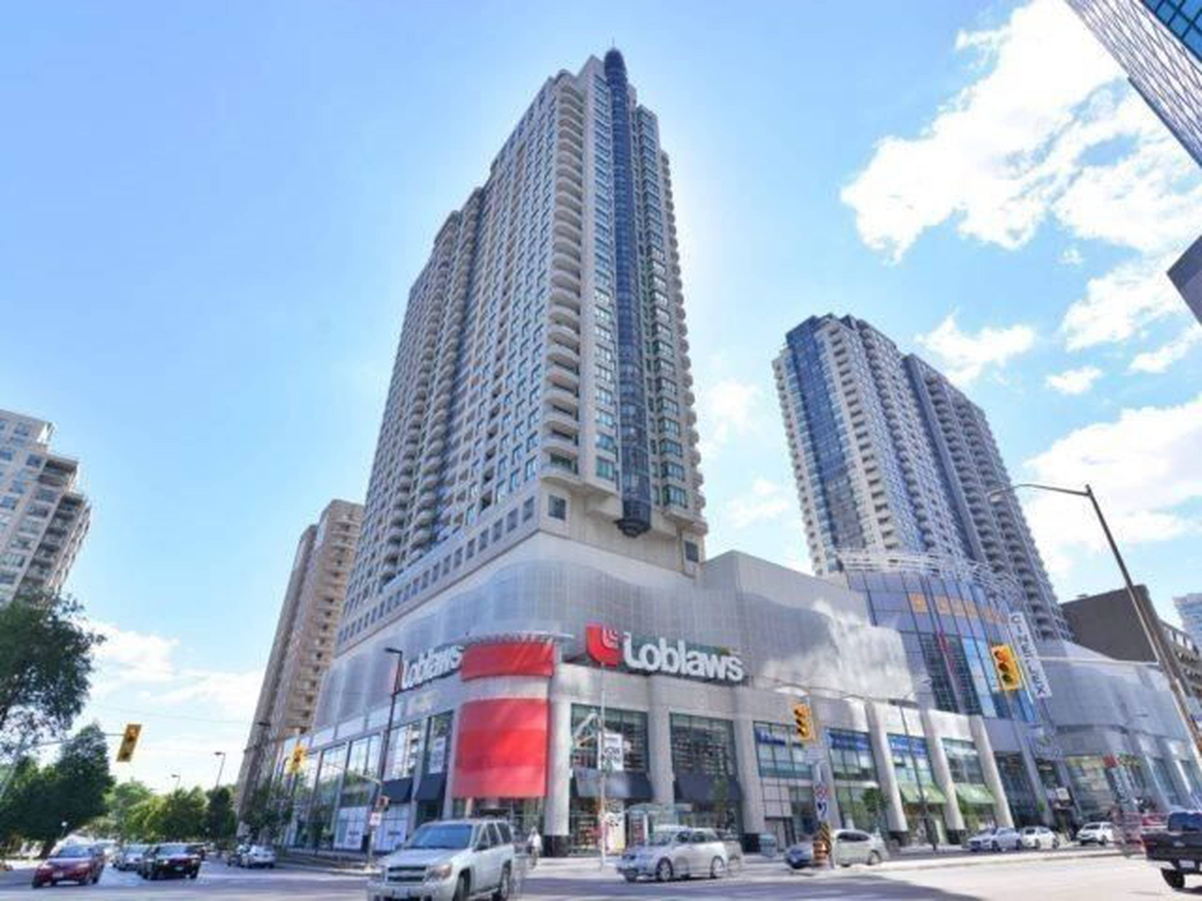Royal Pinnacle Apartment Building