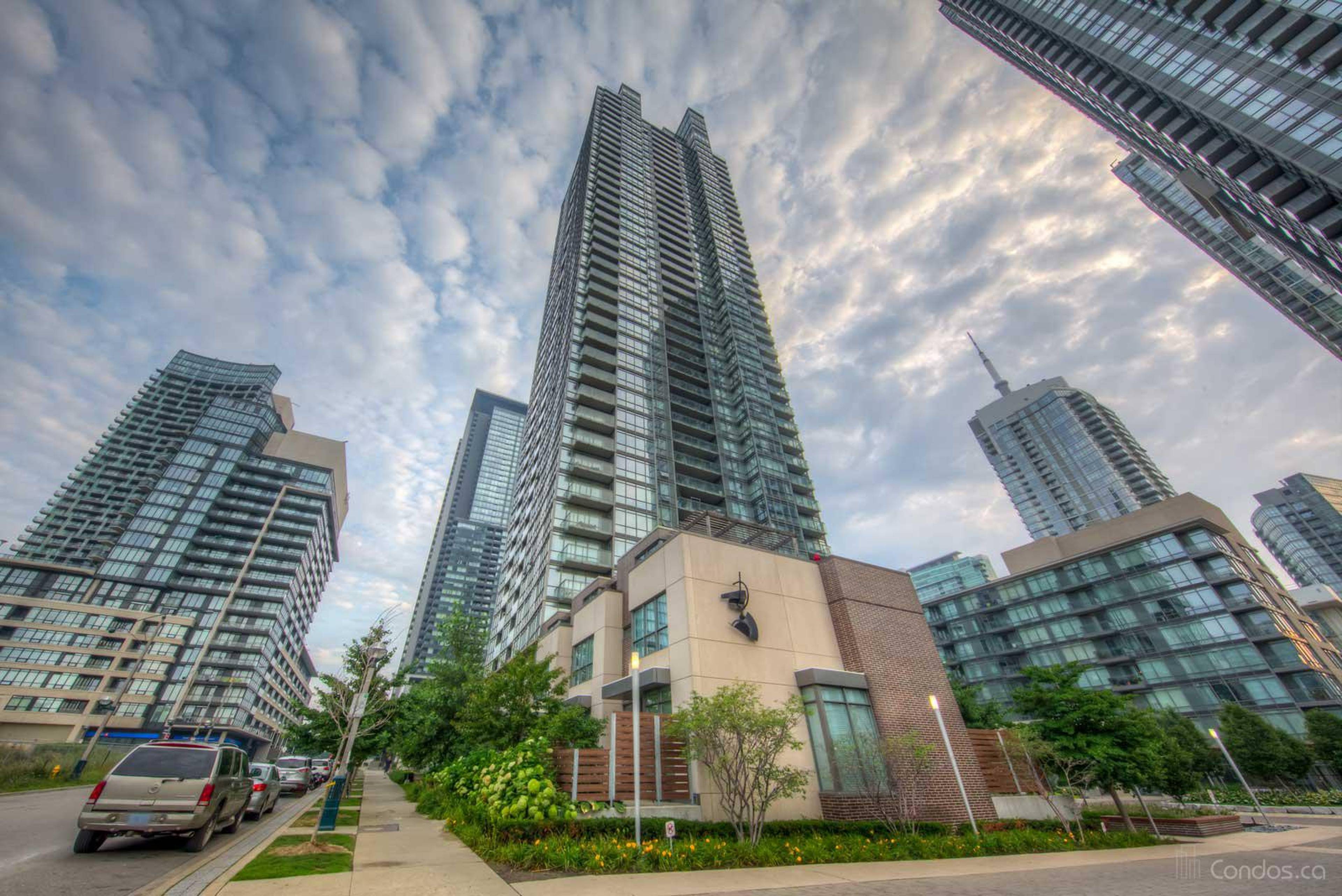 N1 - CityPlace Apartment Building