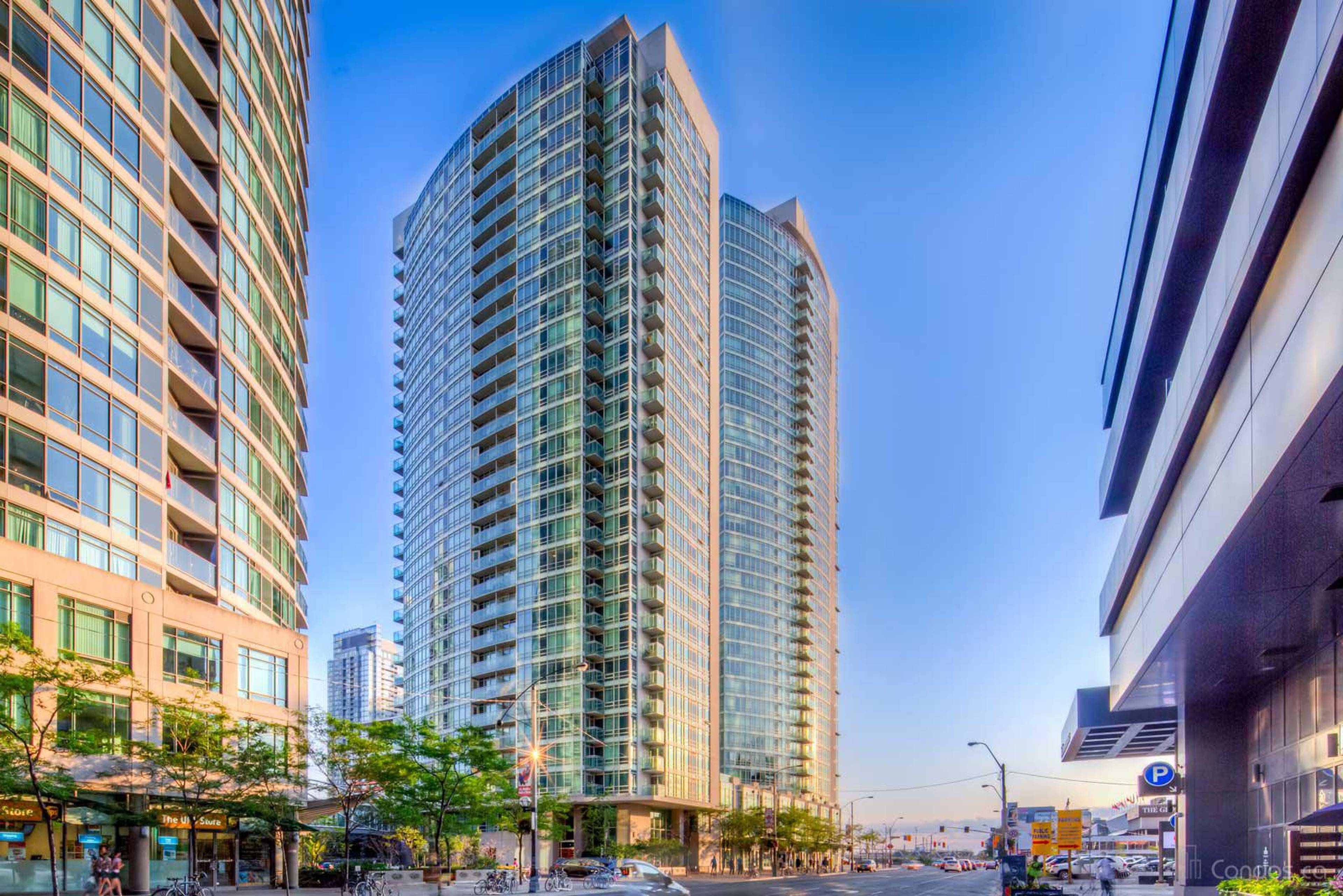 Apex at Cityplace Apartment Building