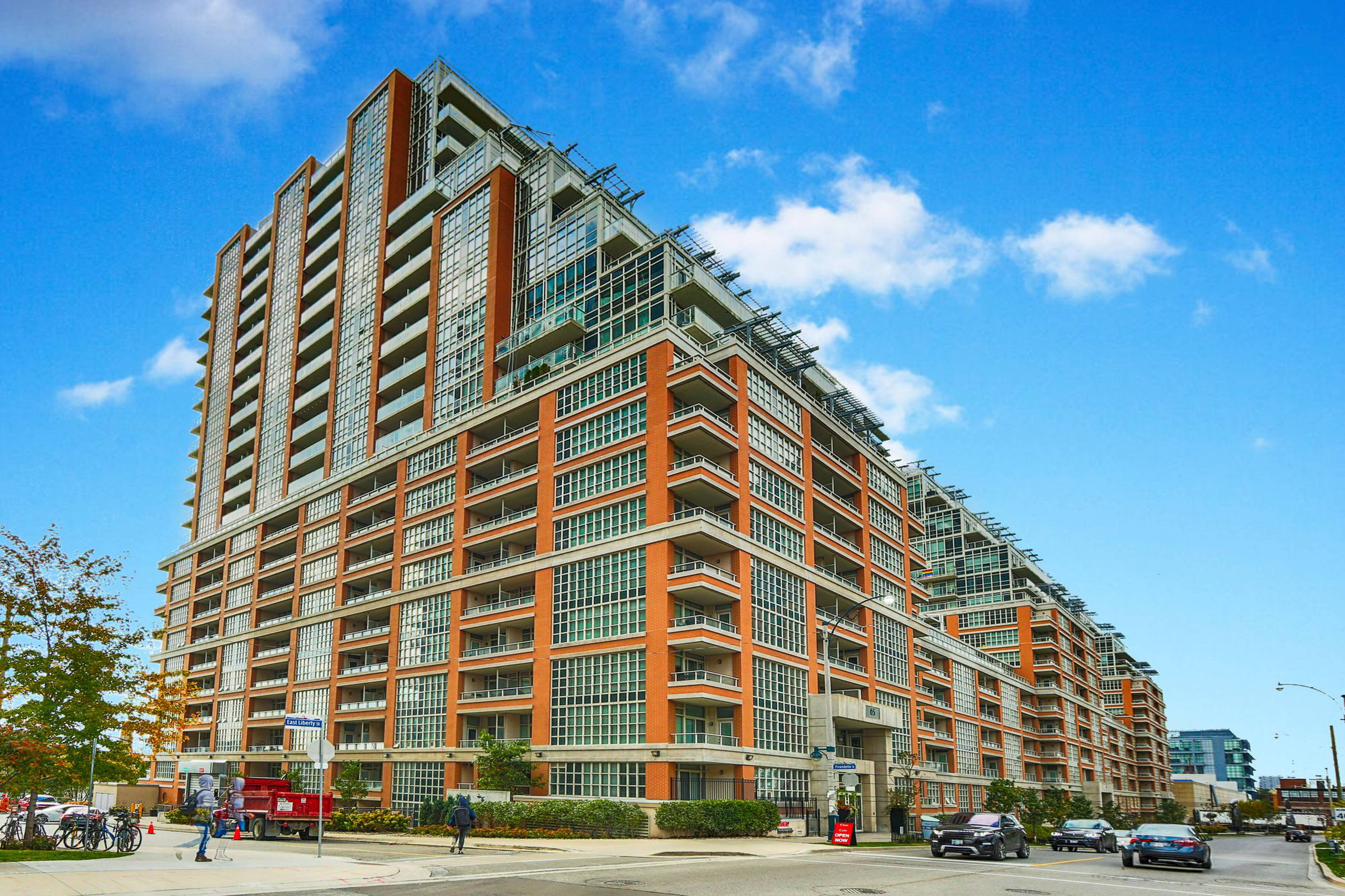King West Condos at Liberty Village Apartment Building