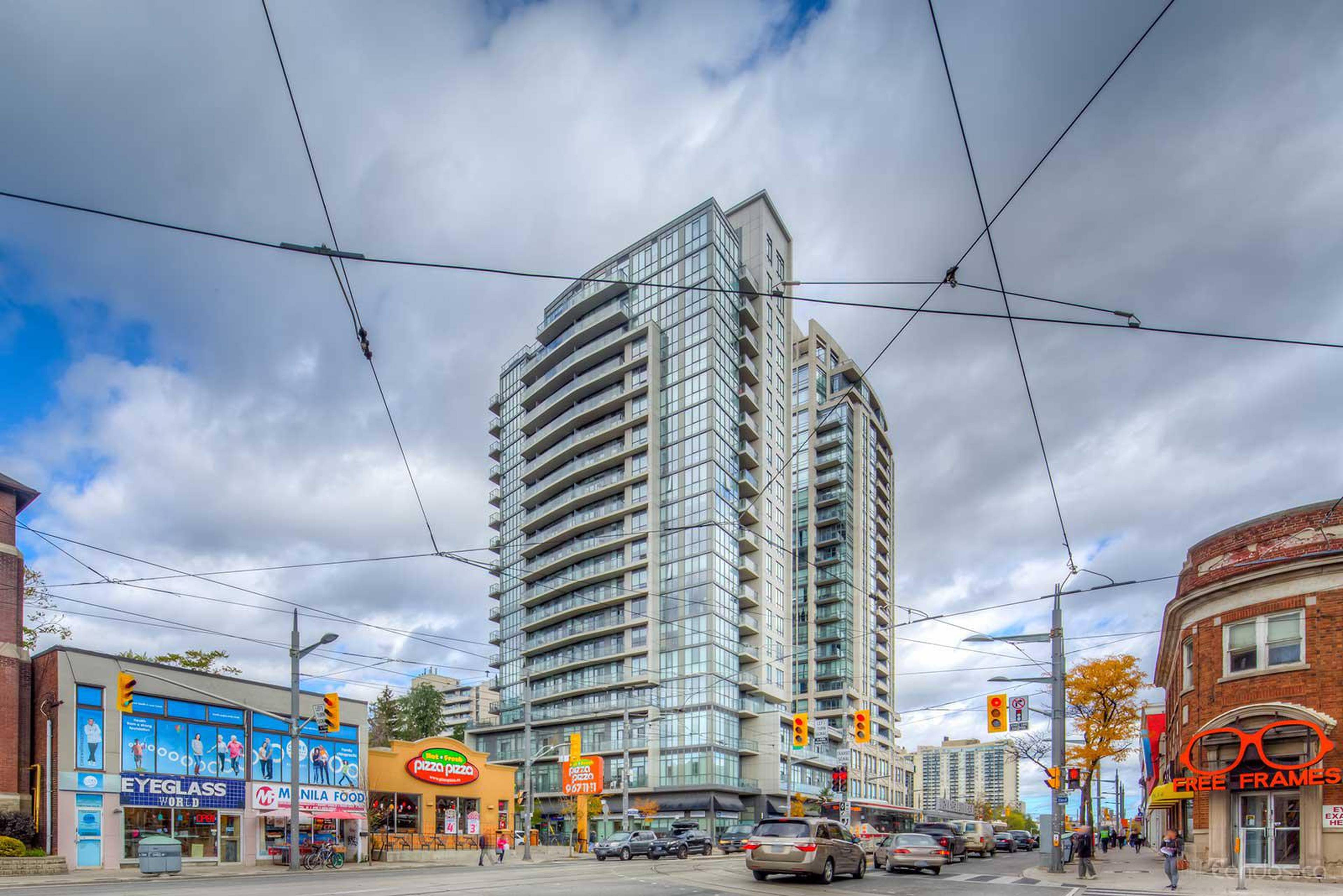 530 St Clair West Apartment Building