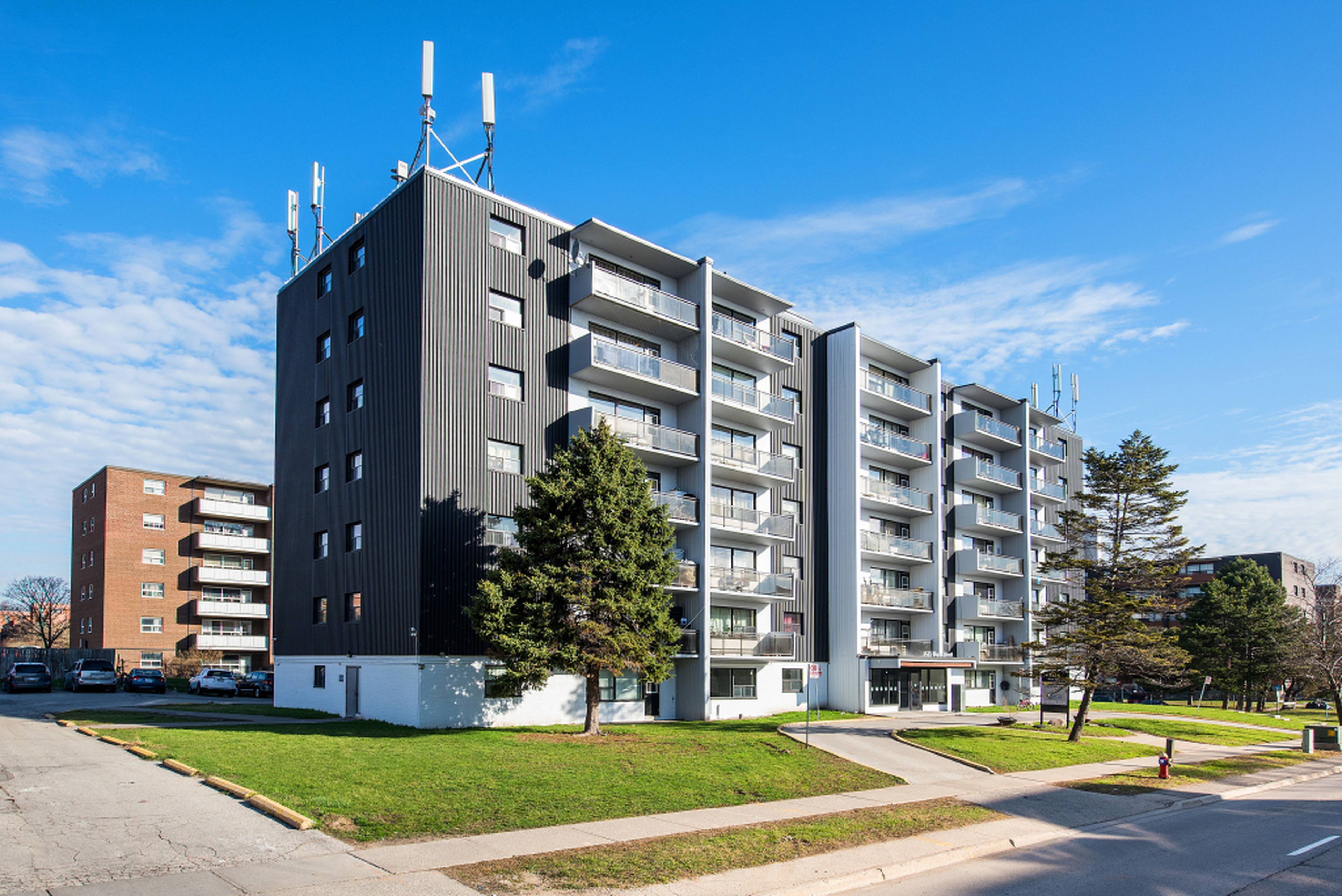 Bloor Street Apartments Apartment Building