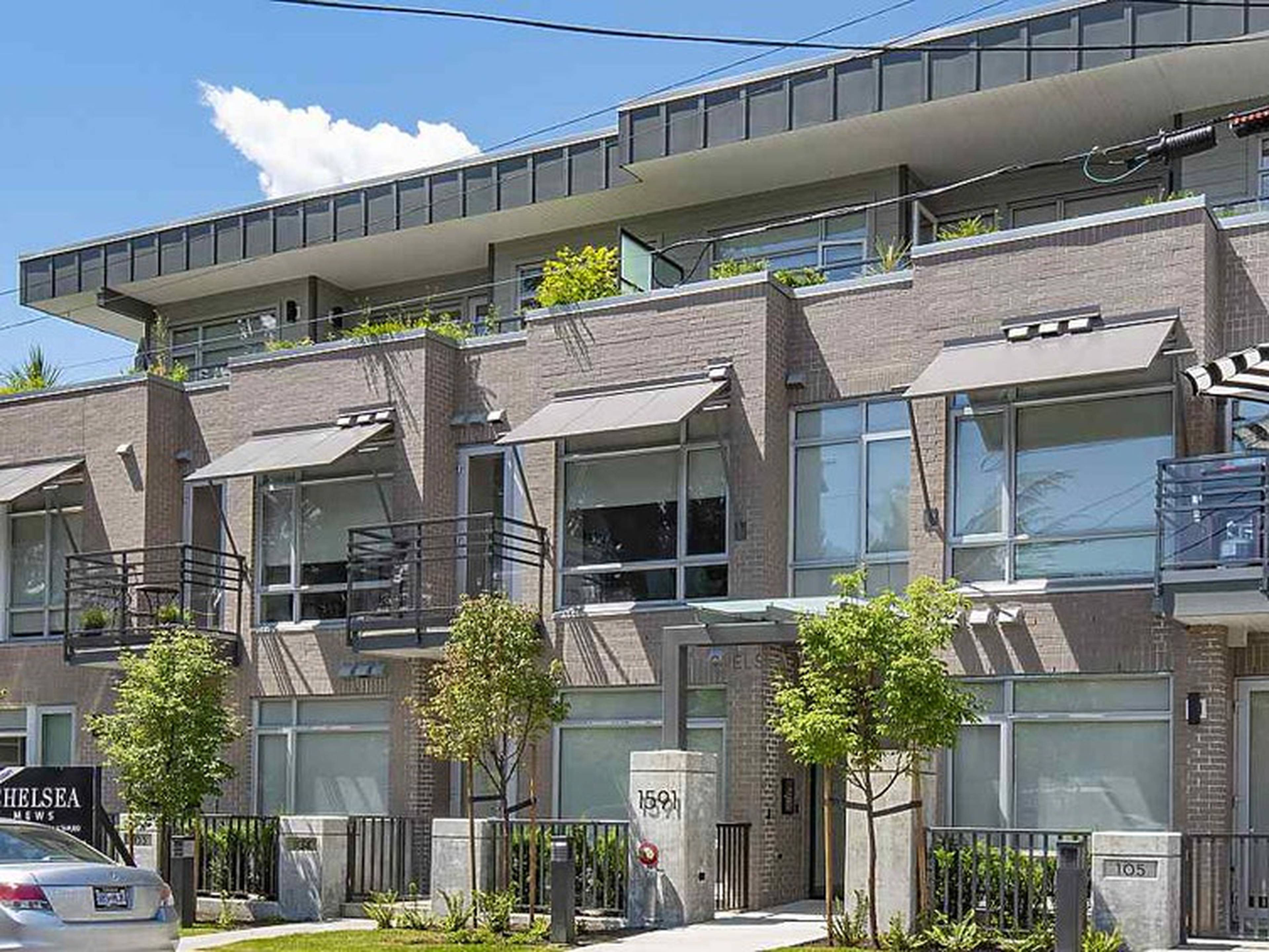 Chelsea Mews 1591 Bowser Ave Apartments for Rent North Vancouver