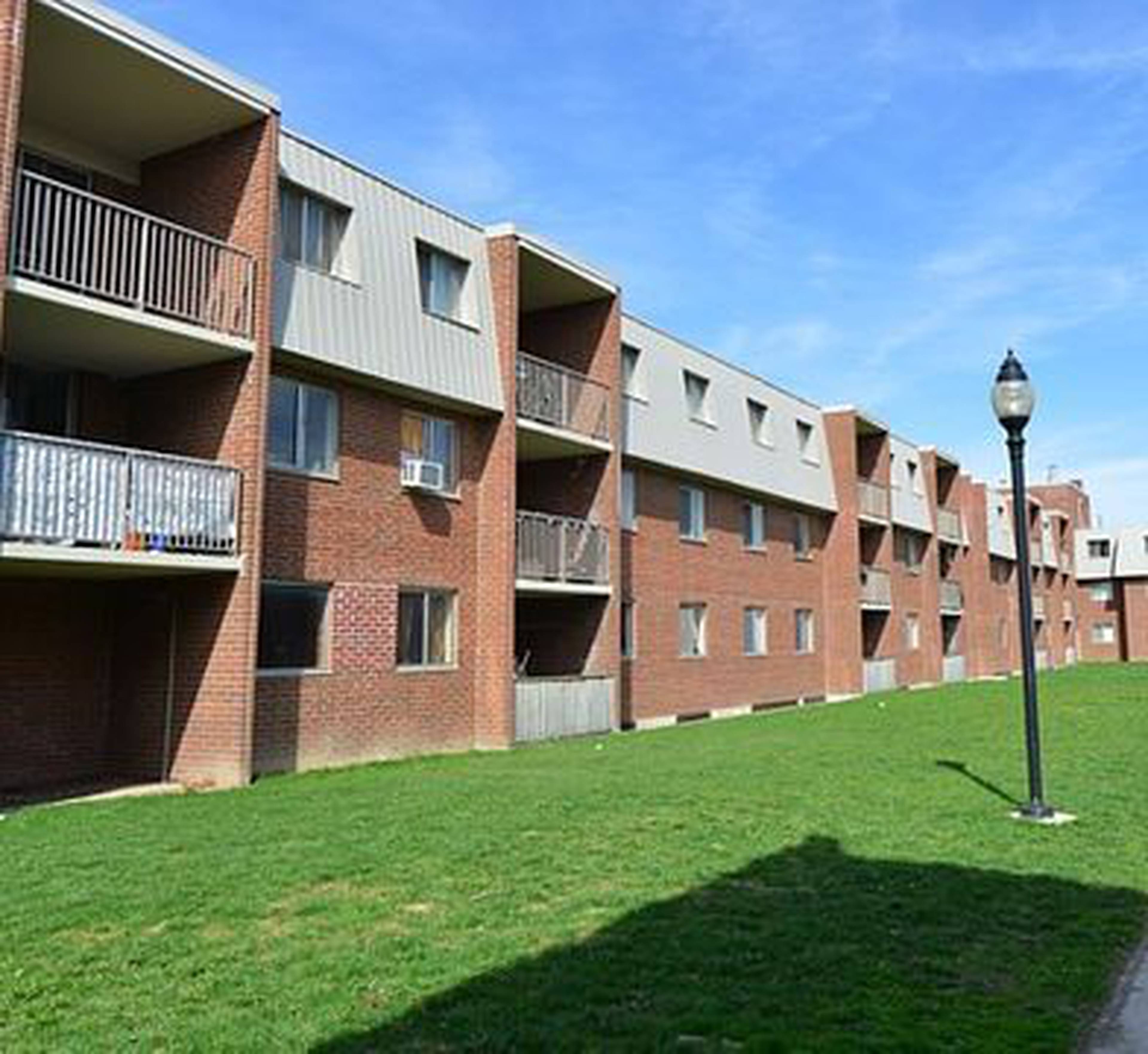 551 & 533 Vanier Dr 551 Vanier Dr. Apartments for Rent Kitchener