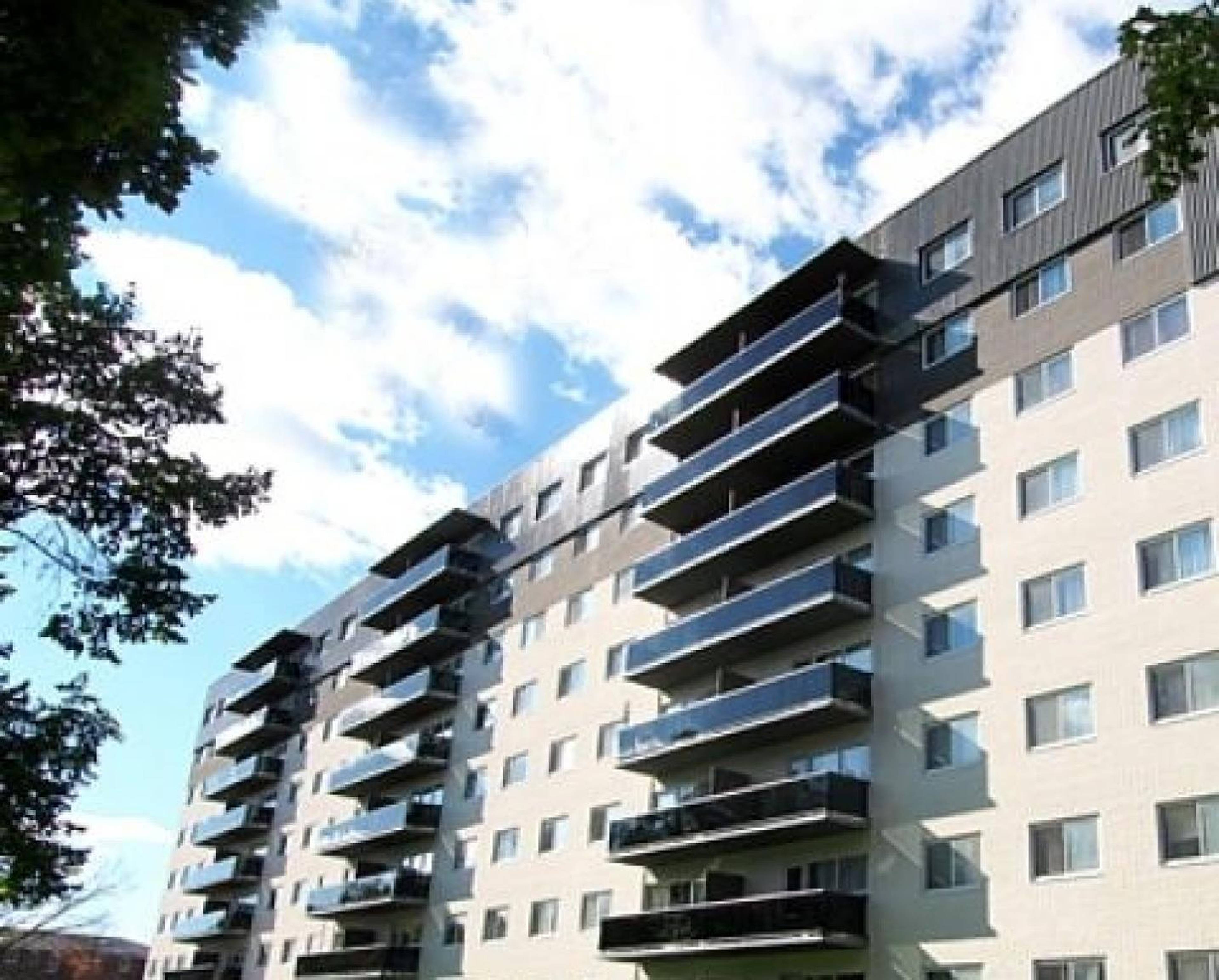 285 Erb Apartment Building