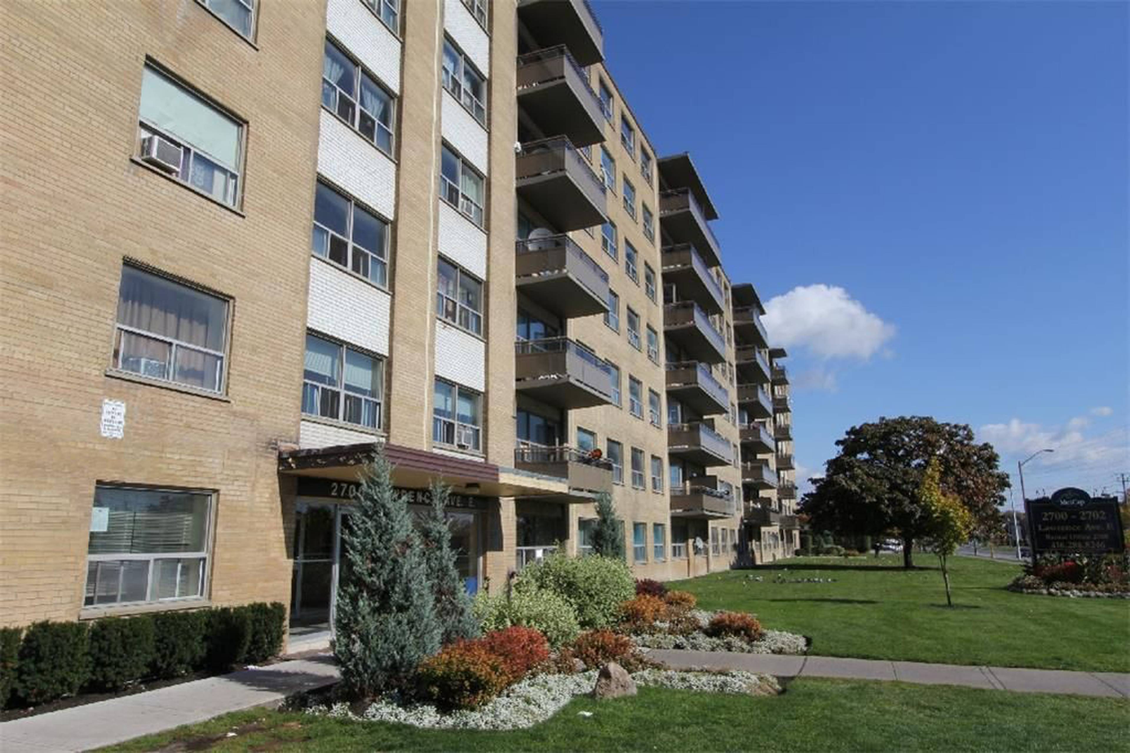 Lawrence Avenue East Apartments Apartment Building