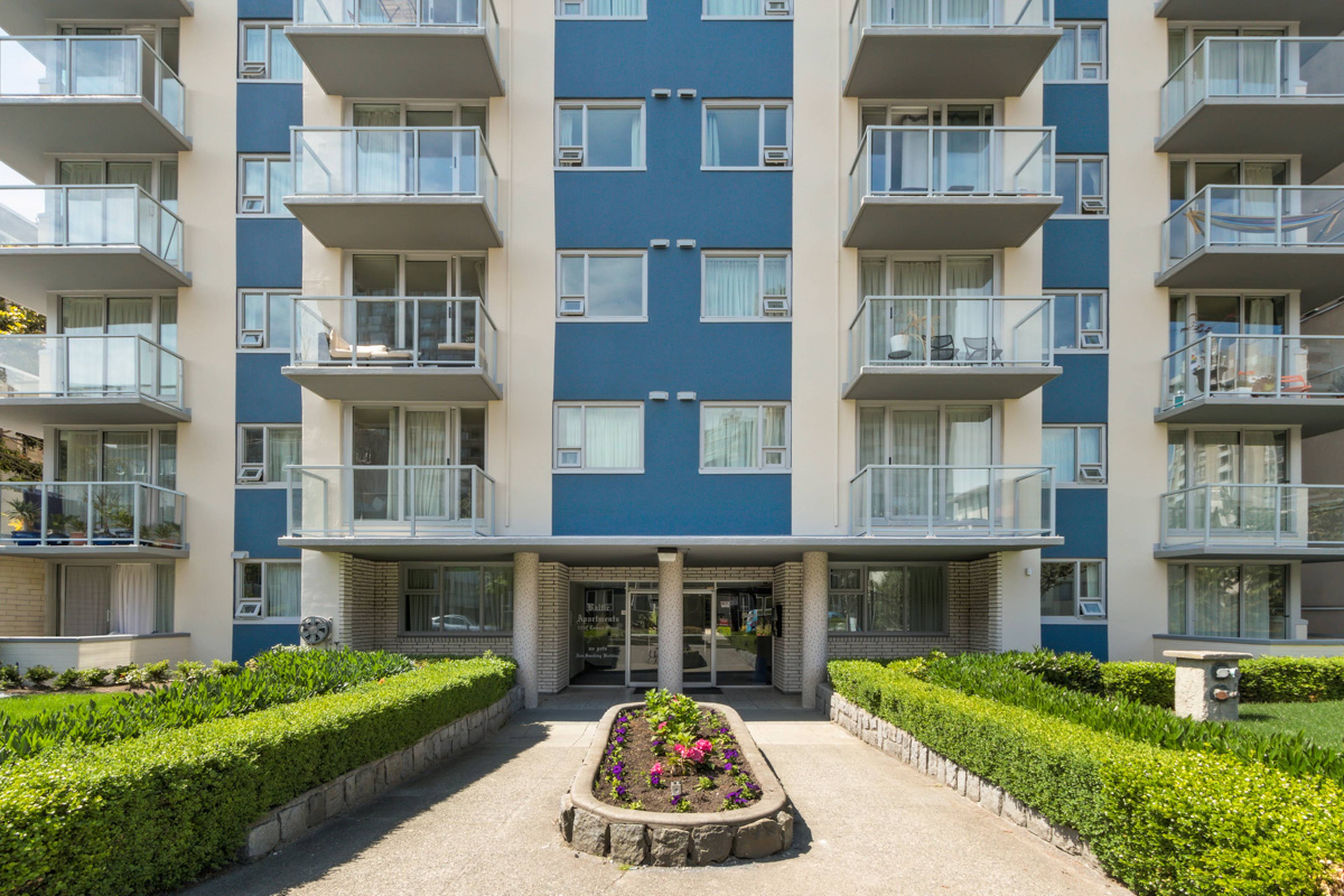 Baltic Apartments 1250 Comox St Apartments for Rent Vancouver liv.rent