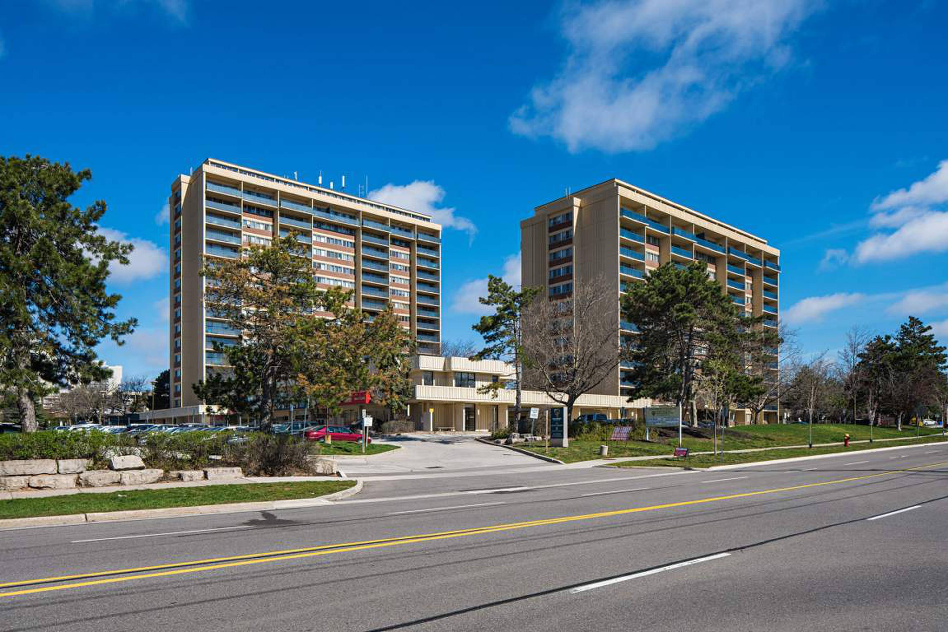 1230 Whiteoaks Boulevard 1230 White Oaks Blvd. Apartments for Rent