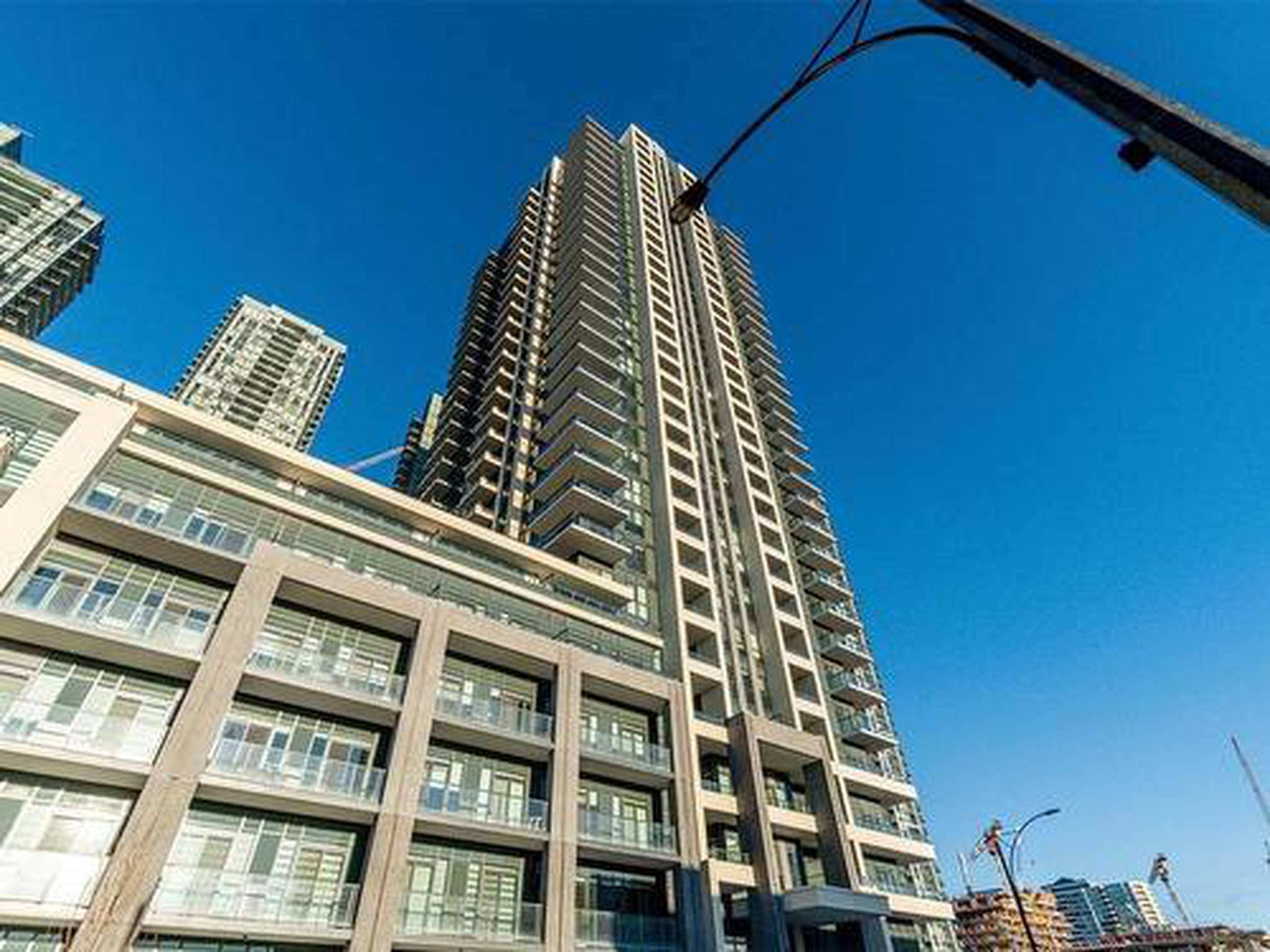 Parkside Village Dr Mississauga, ON 4055 Parkside Village Dr liv.rent