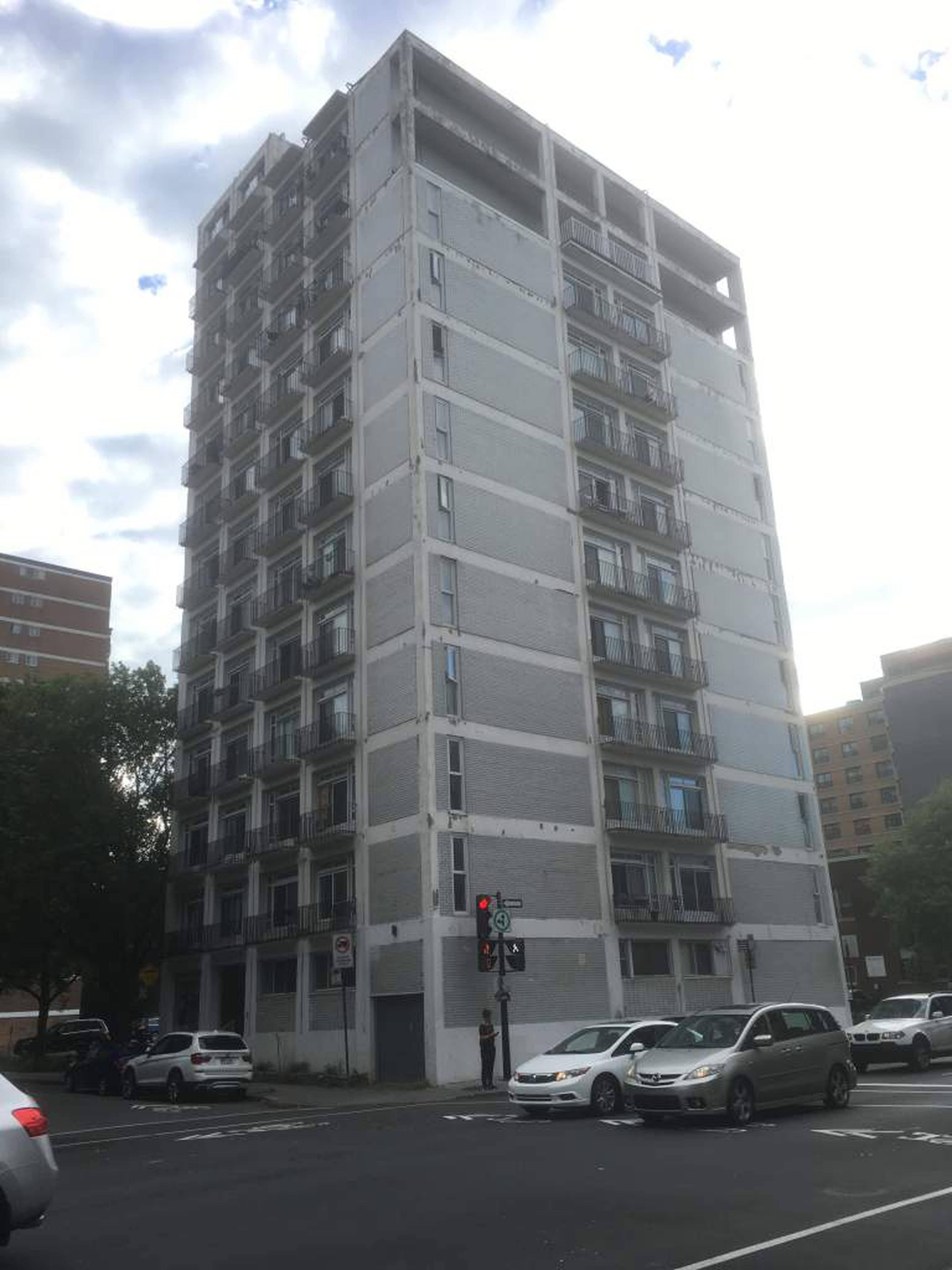 105 rue Milton Apartment Building