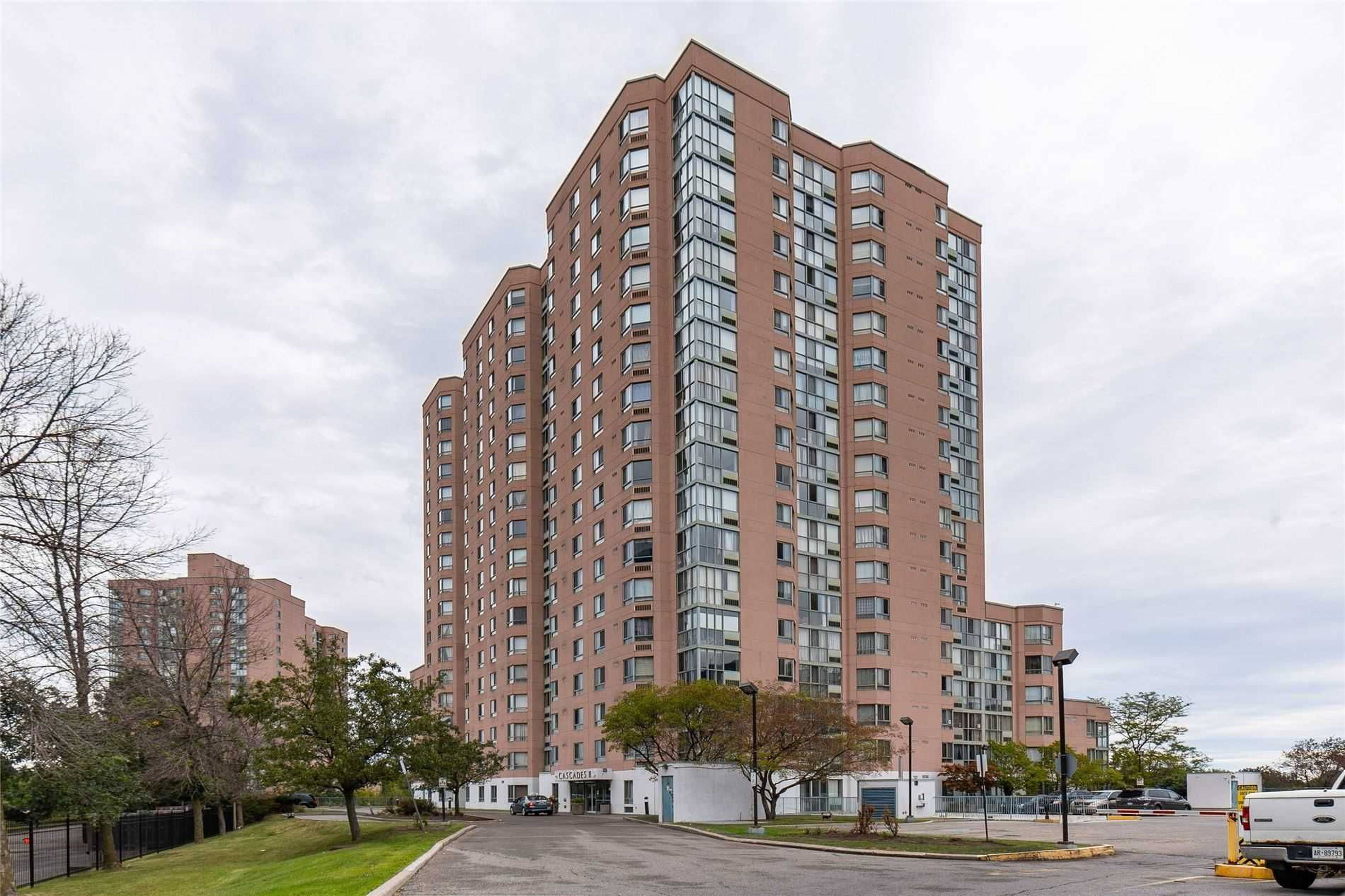 Cascades II 41 Markbrook Ln Apartments for Rent Toronto liv.rent