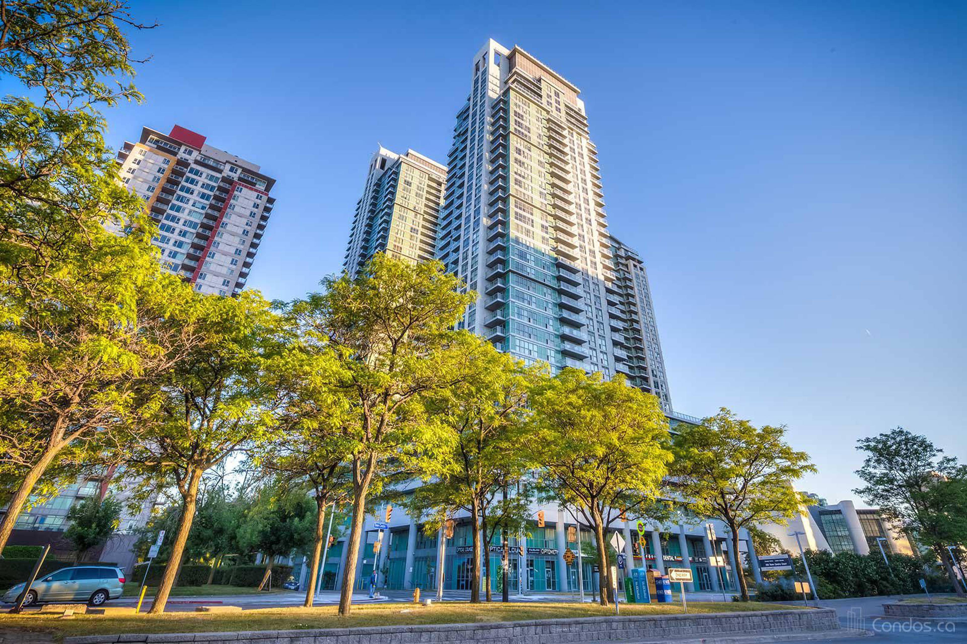 EQ2 Apartments for Rent, 60 Town Centre Ct, Toronto, ON - 4