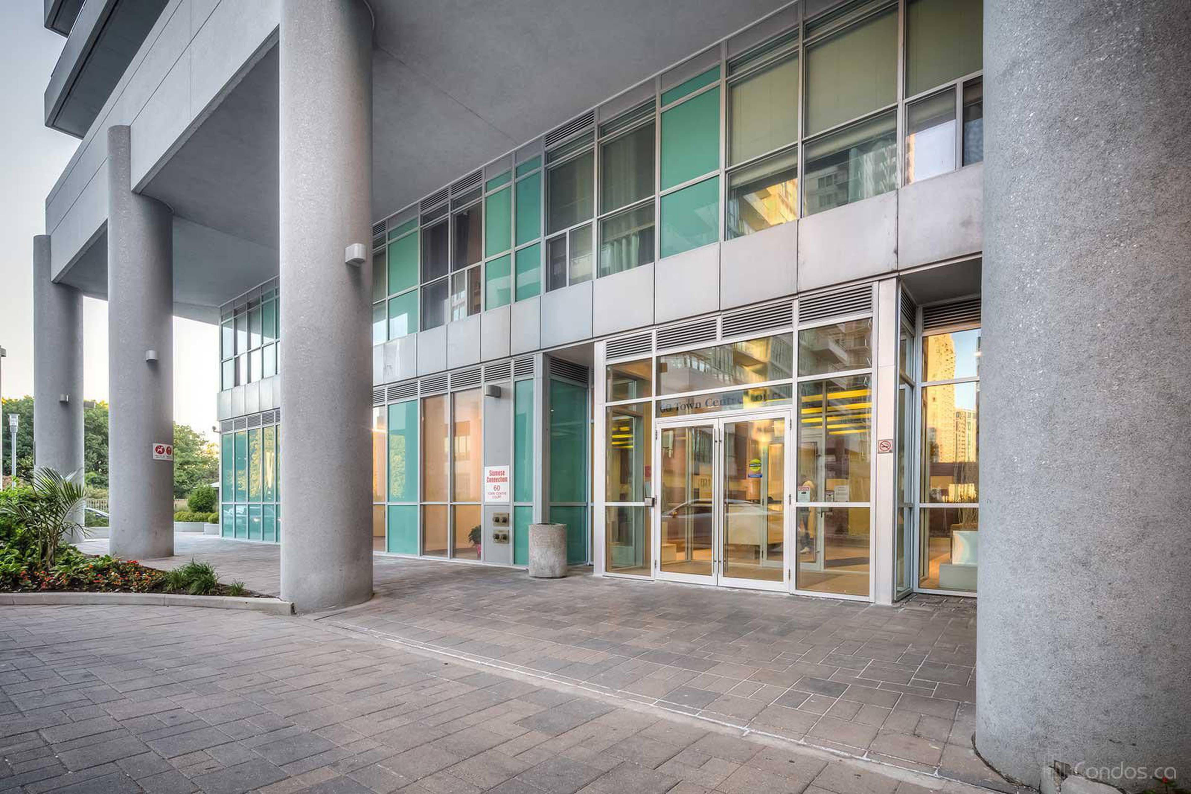 EQ2 Apartments for Rent, 60 Town Centre Ct, Toronto, ON - 3