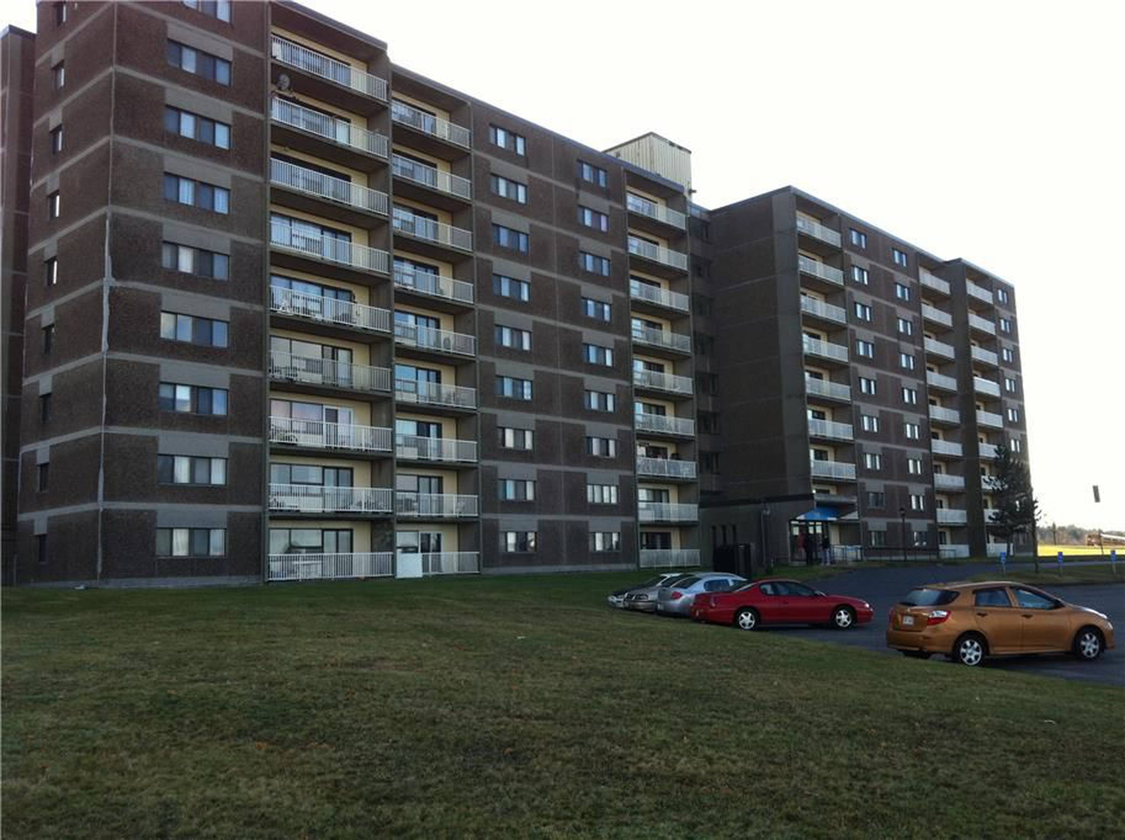 Mystery Lake Apartments Apartment Building