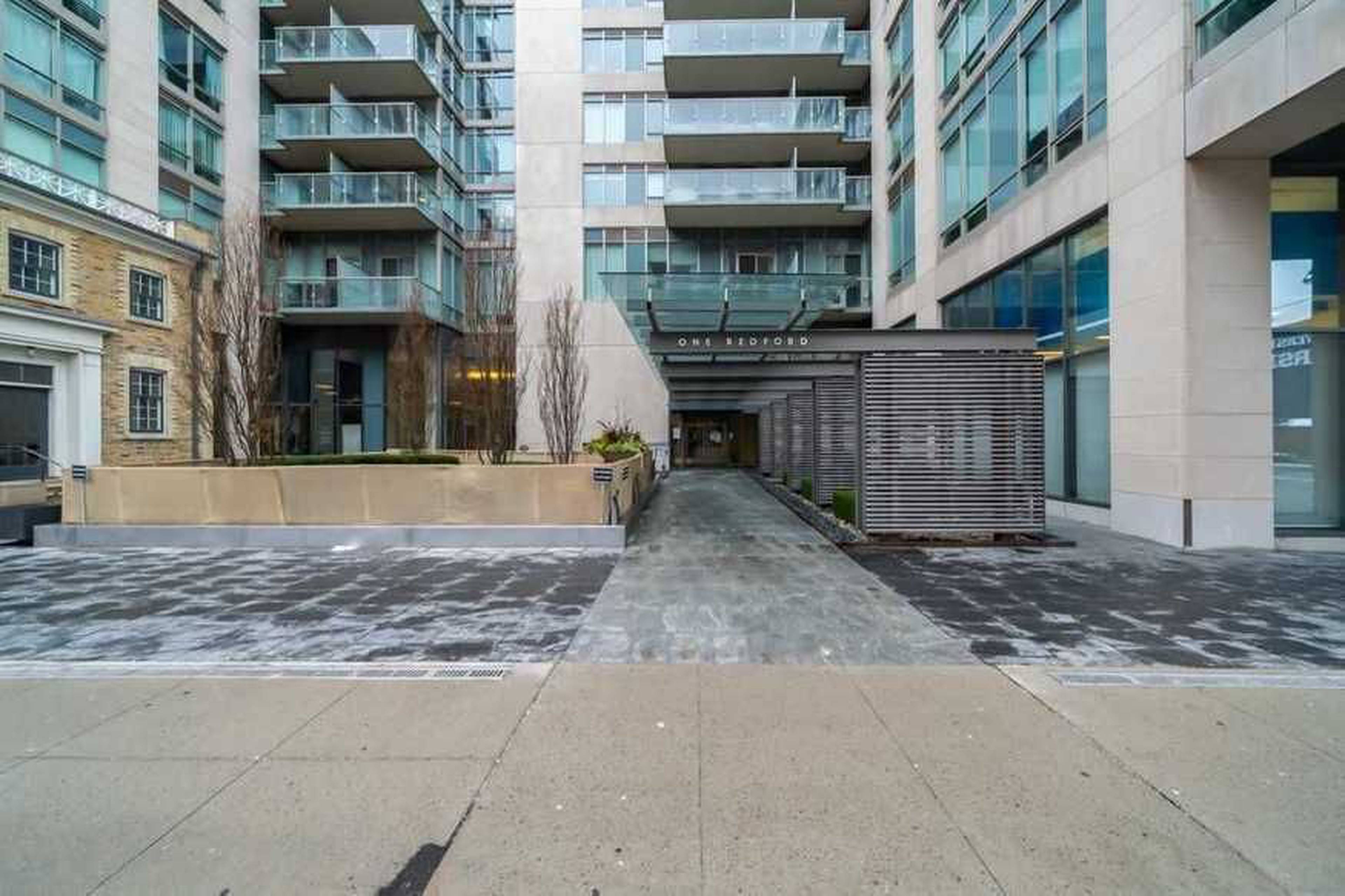 One Bedford Apartments for Rent, 1 Bedford Rd, Toronto, ON - 4