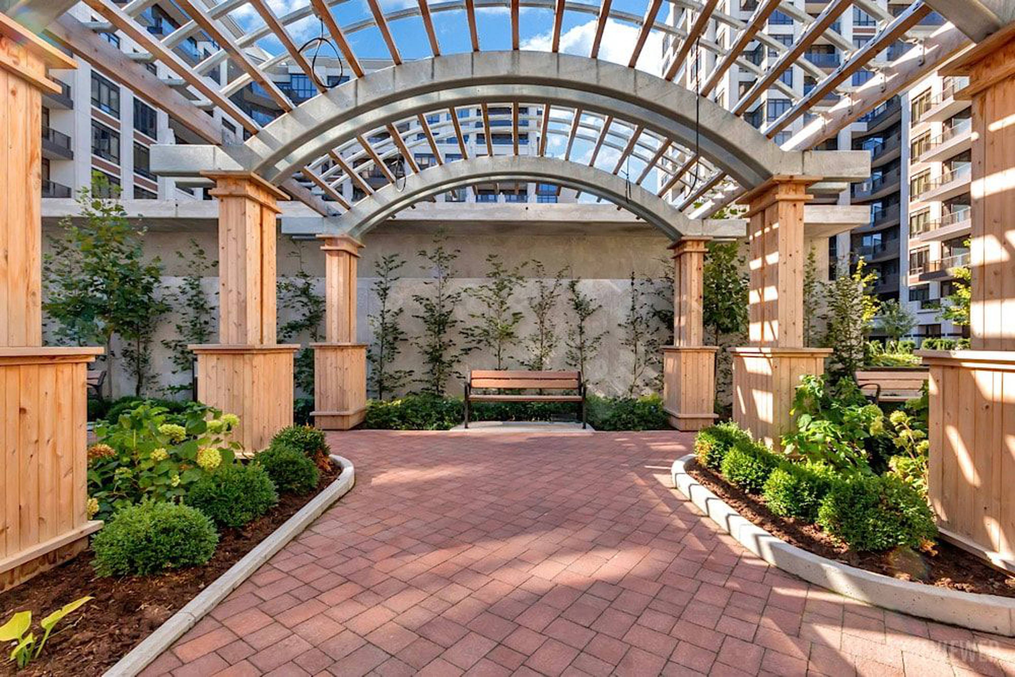 Fonatana Condos 38 Cedarland Dr Apartments for Rent Markham liv.rent