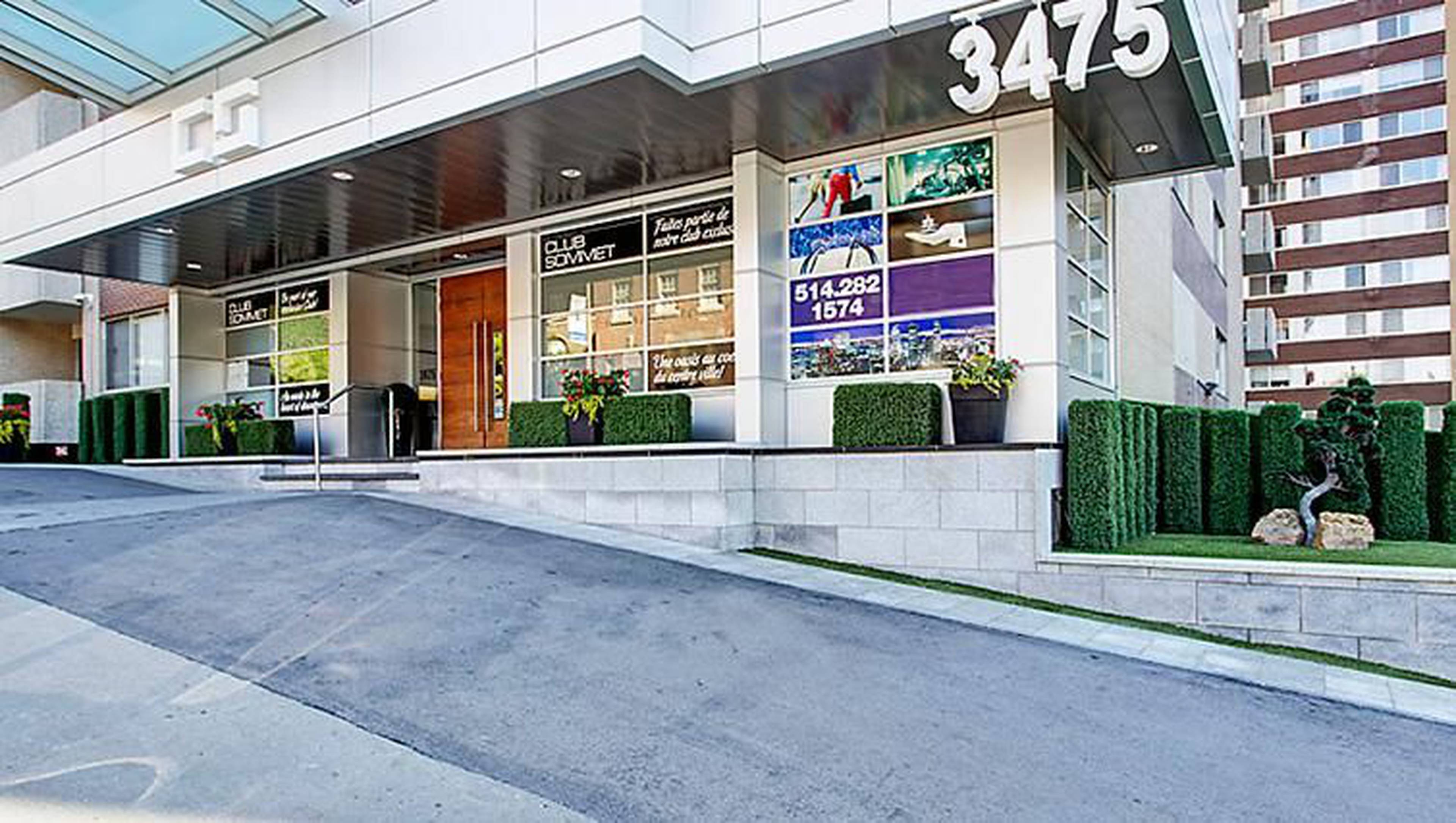 Le Sommet 3475 Apartment Building