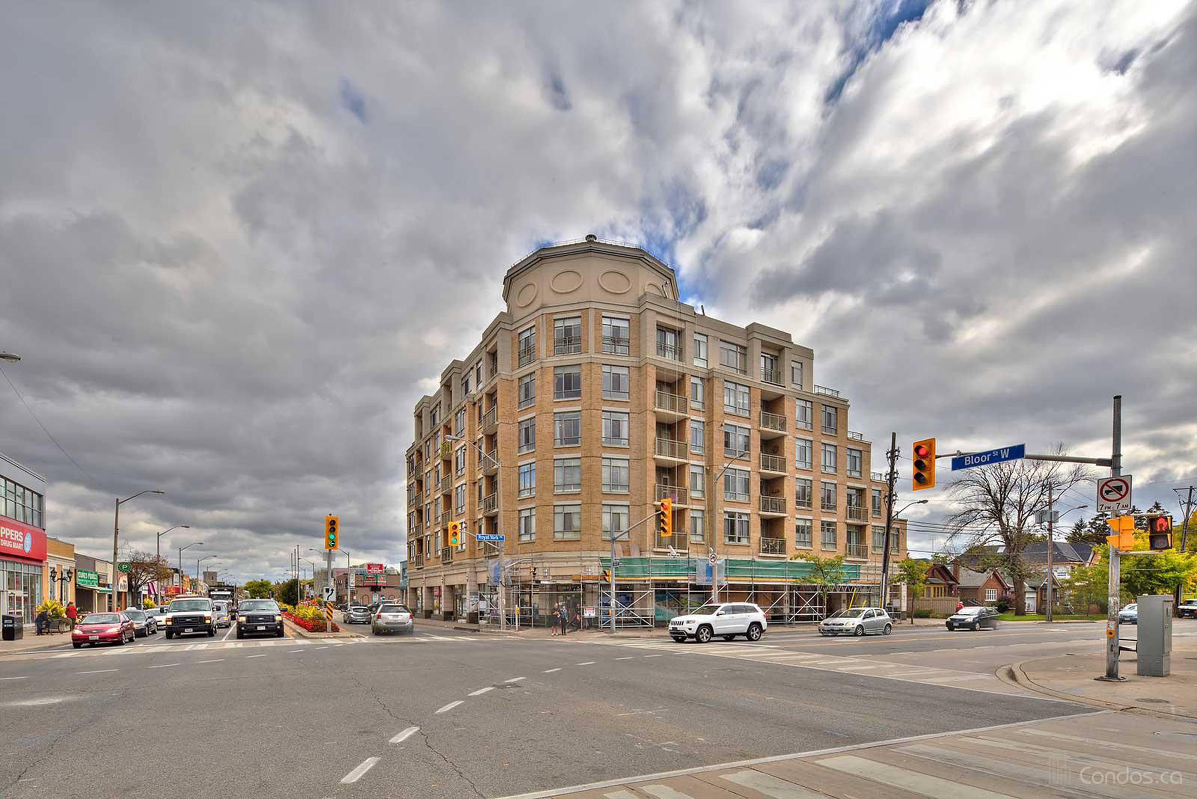 The Regency 935 Royal York Rd Apartments for Rent Etobicoke liv.rent
