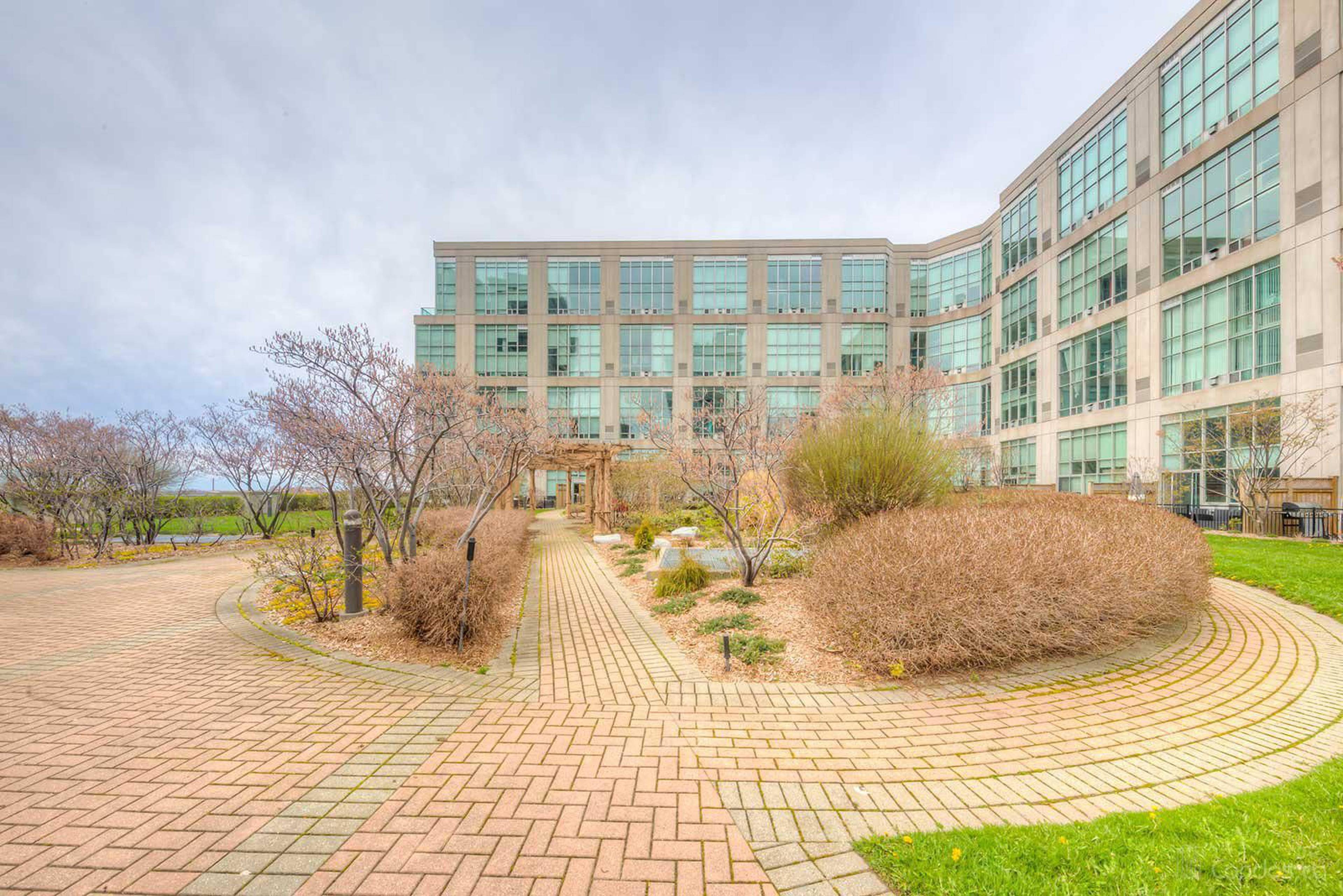 The Warehouse Lofts Mystic Pointe 250 Manitoba St Apartments for