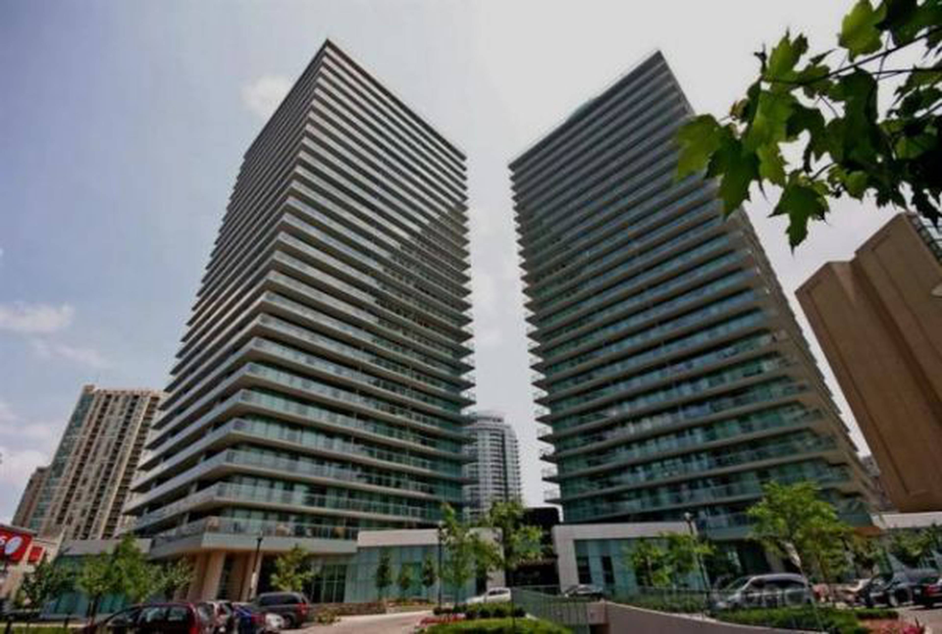 Pulse II 5508 Yonge St Apartments for Rent North York liv.rent
