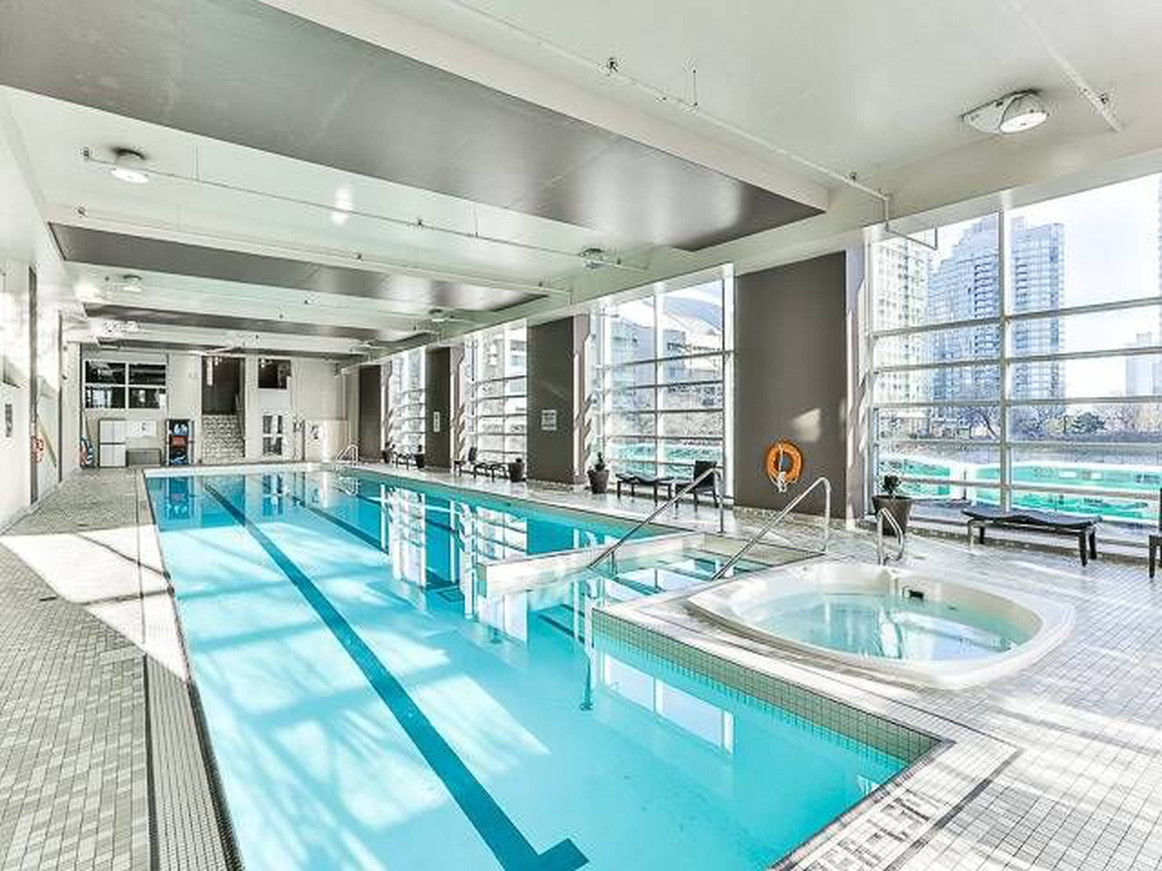 Matrix Apartments for Rent, 361 Front St W, Toronto, ON - 3