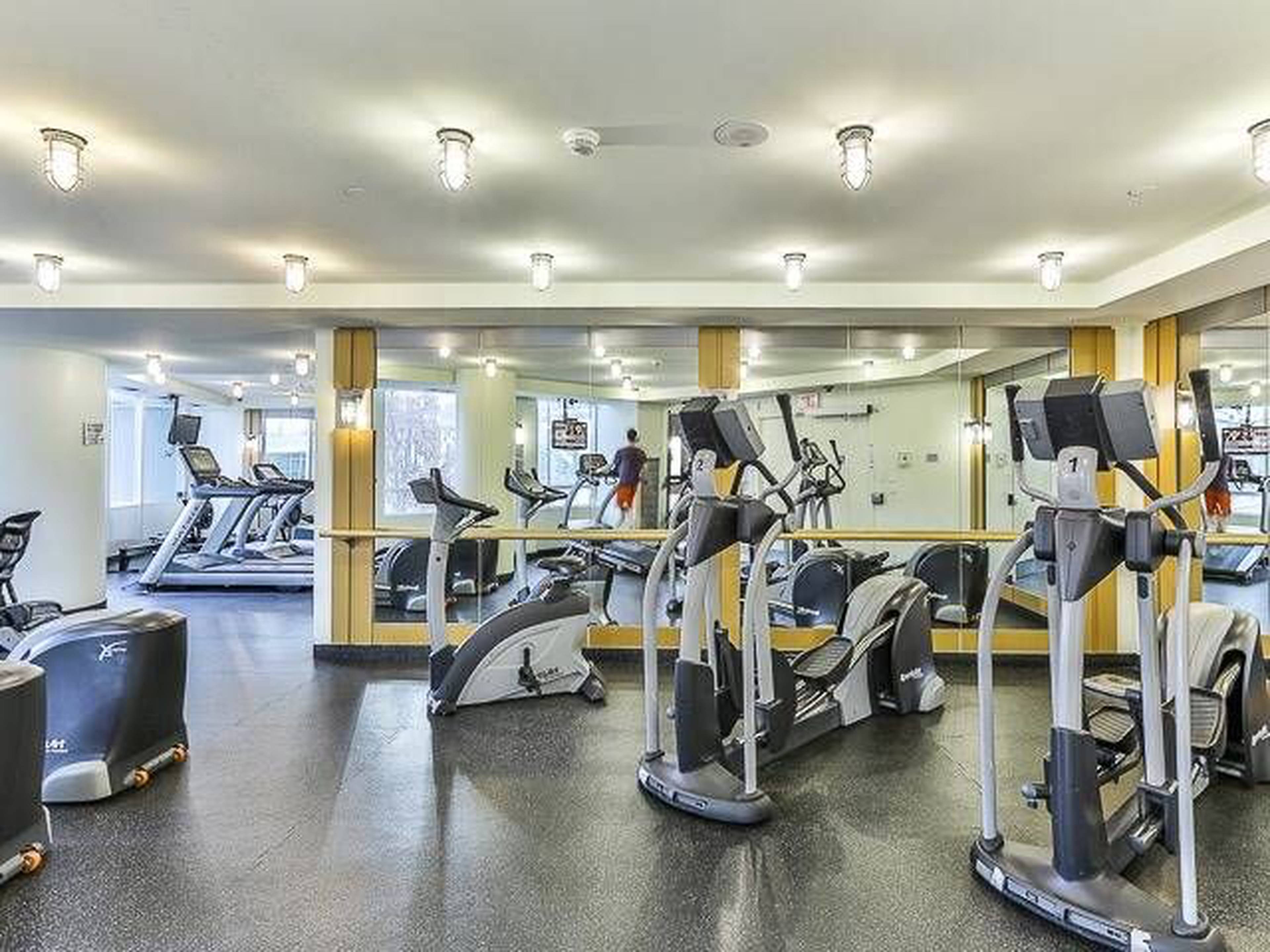 Matrix Apartments for Rent, 361 Front St W, Toronto, ON - 2