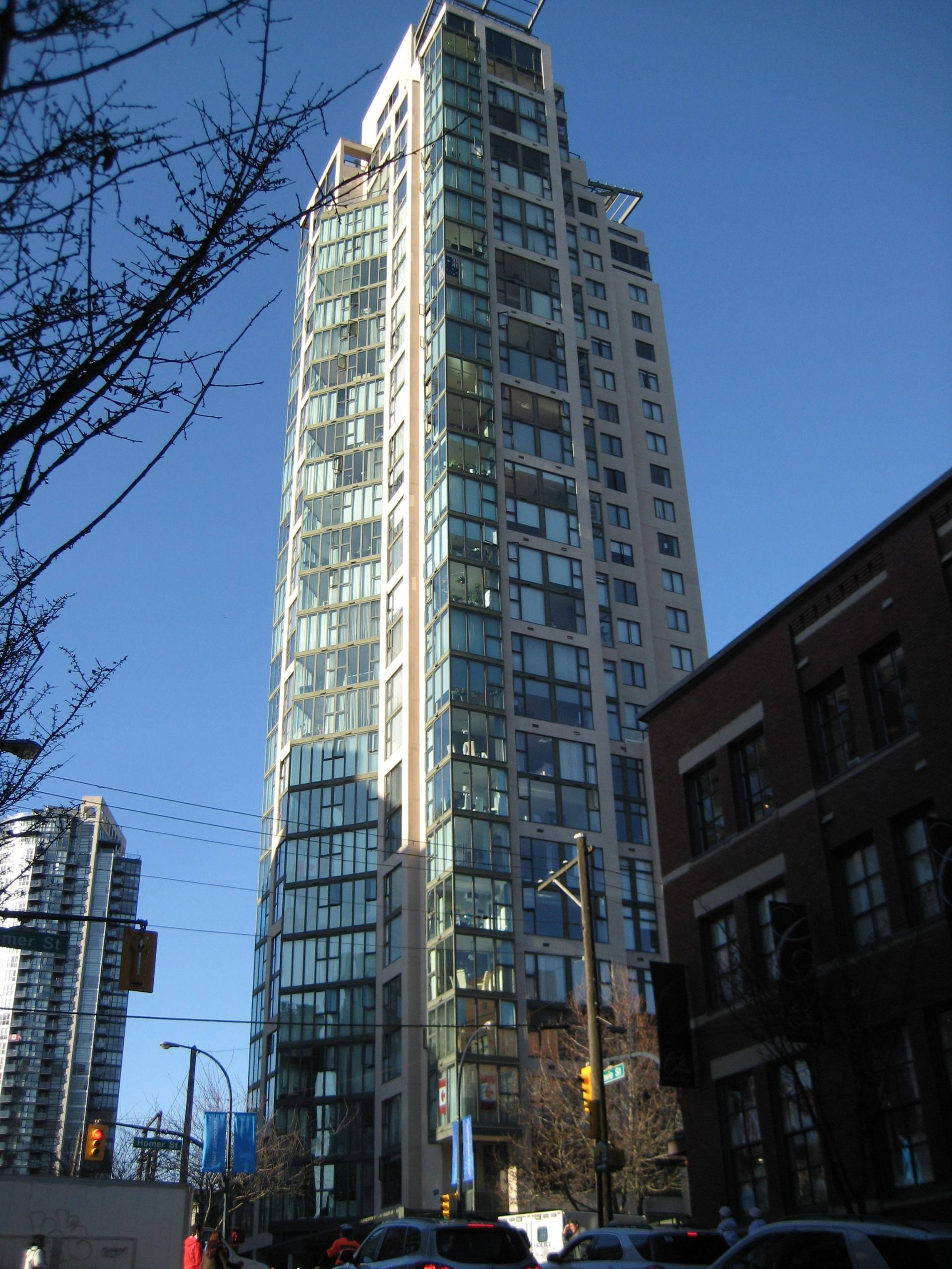 City Crest 1155 Homer St Apartments for Rent Vancouver liv.rent
