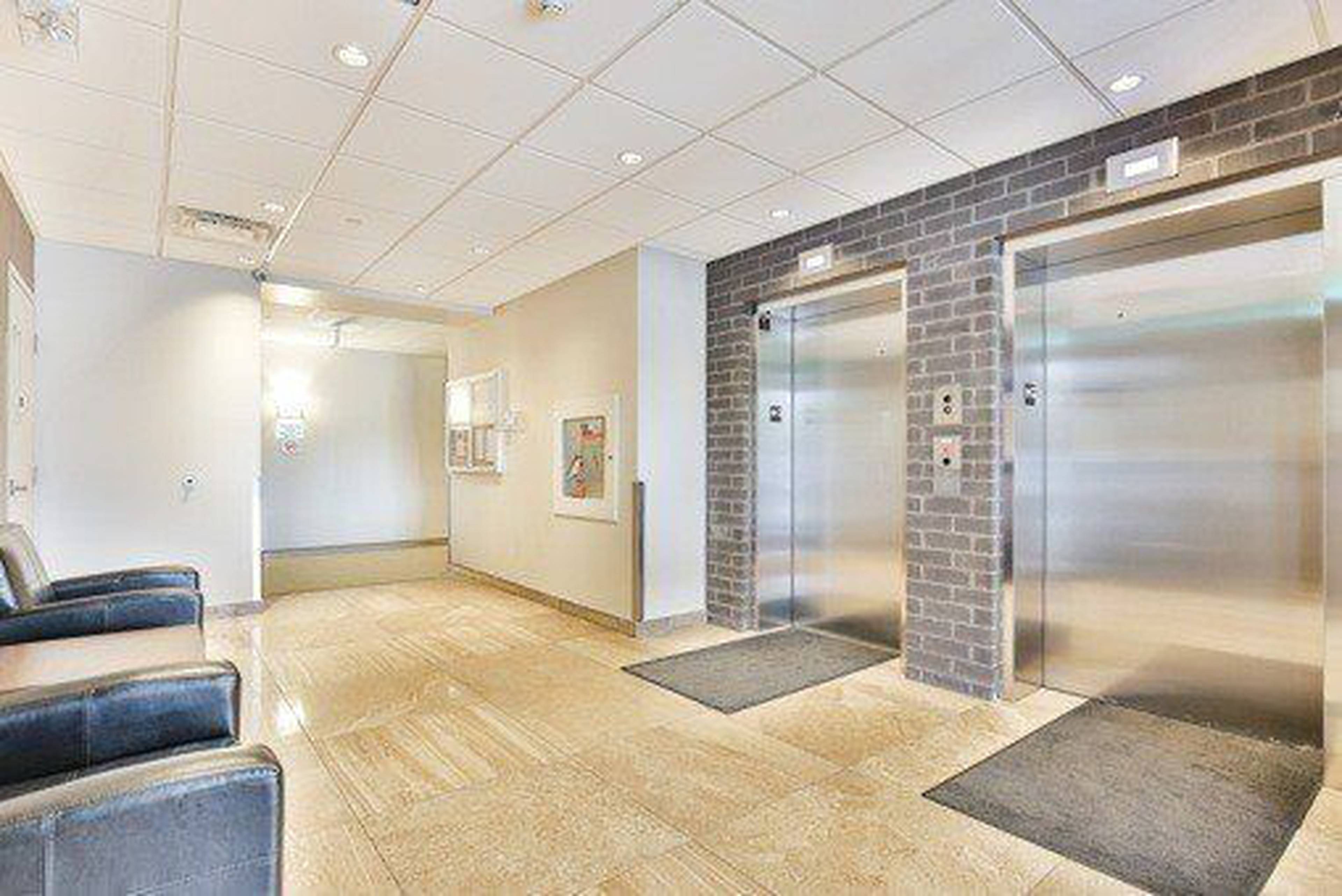 Greenlife Golden Markham, ON 7400 Markham Rd liv.rent