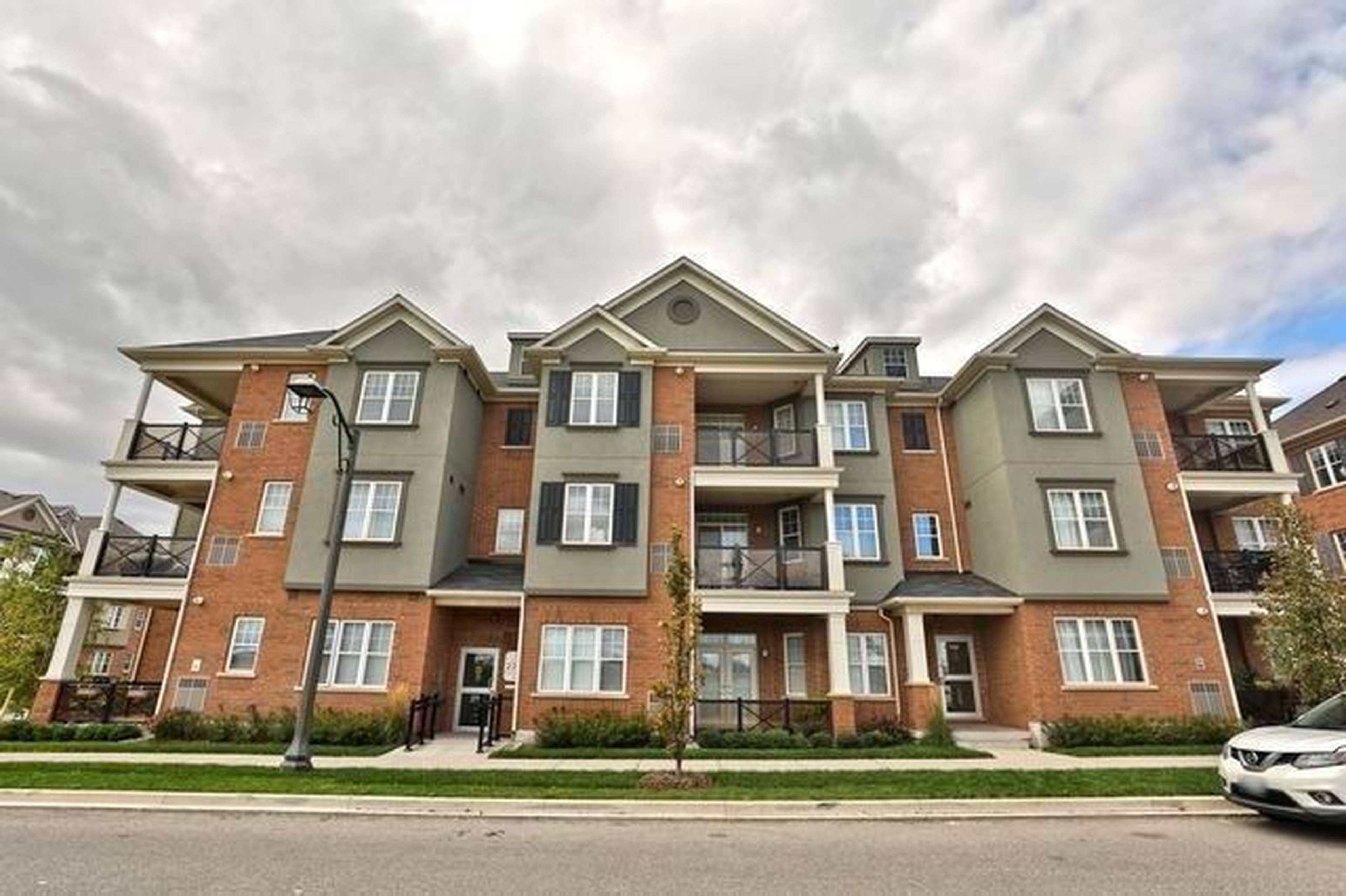 Urban Townhomes of Oak Park 2326 Taunton Rd Apartments for Rent