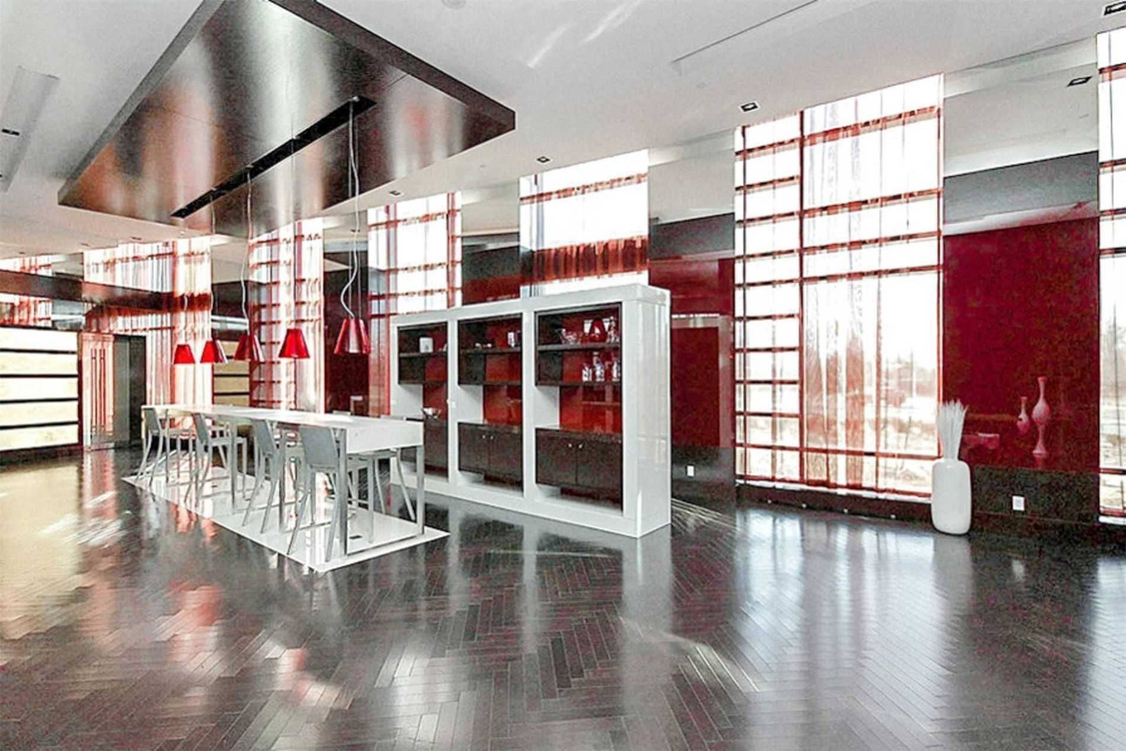 One Sherway I 235 Sherway Gardens Rd Apartments for Rent Etobicoke