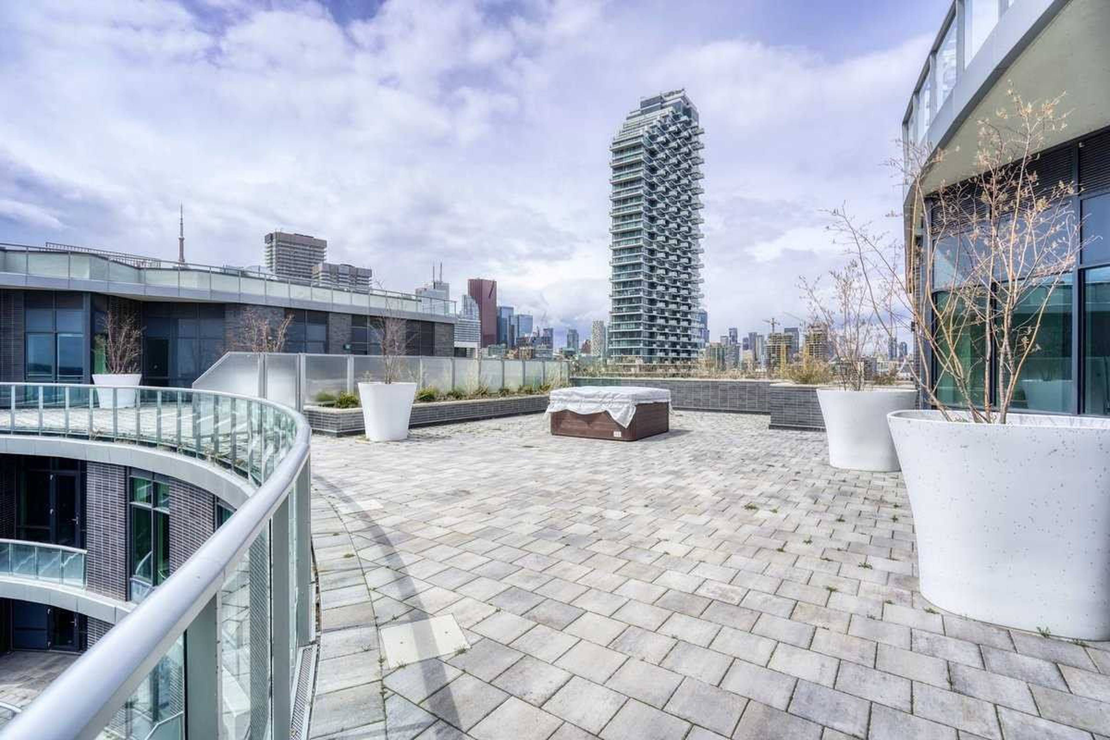 Aquavista at Bayside Apartments for Rent 1 Edgewater Dr, Toronto, ON