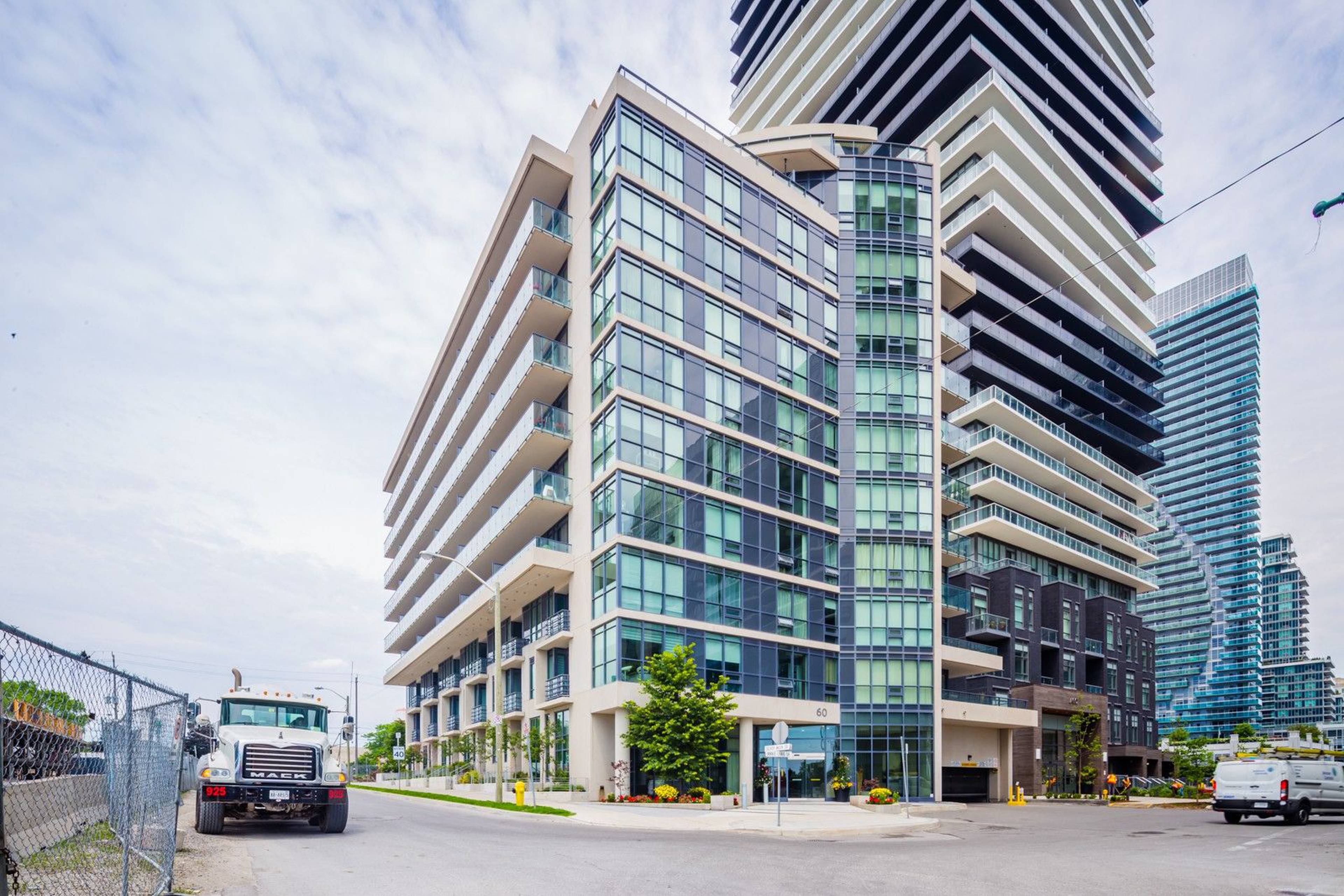 Ocean Club Waterfront Condominiums 60 Annie Craig Dr Apartments for