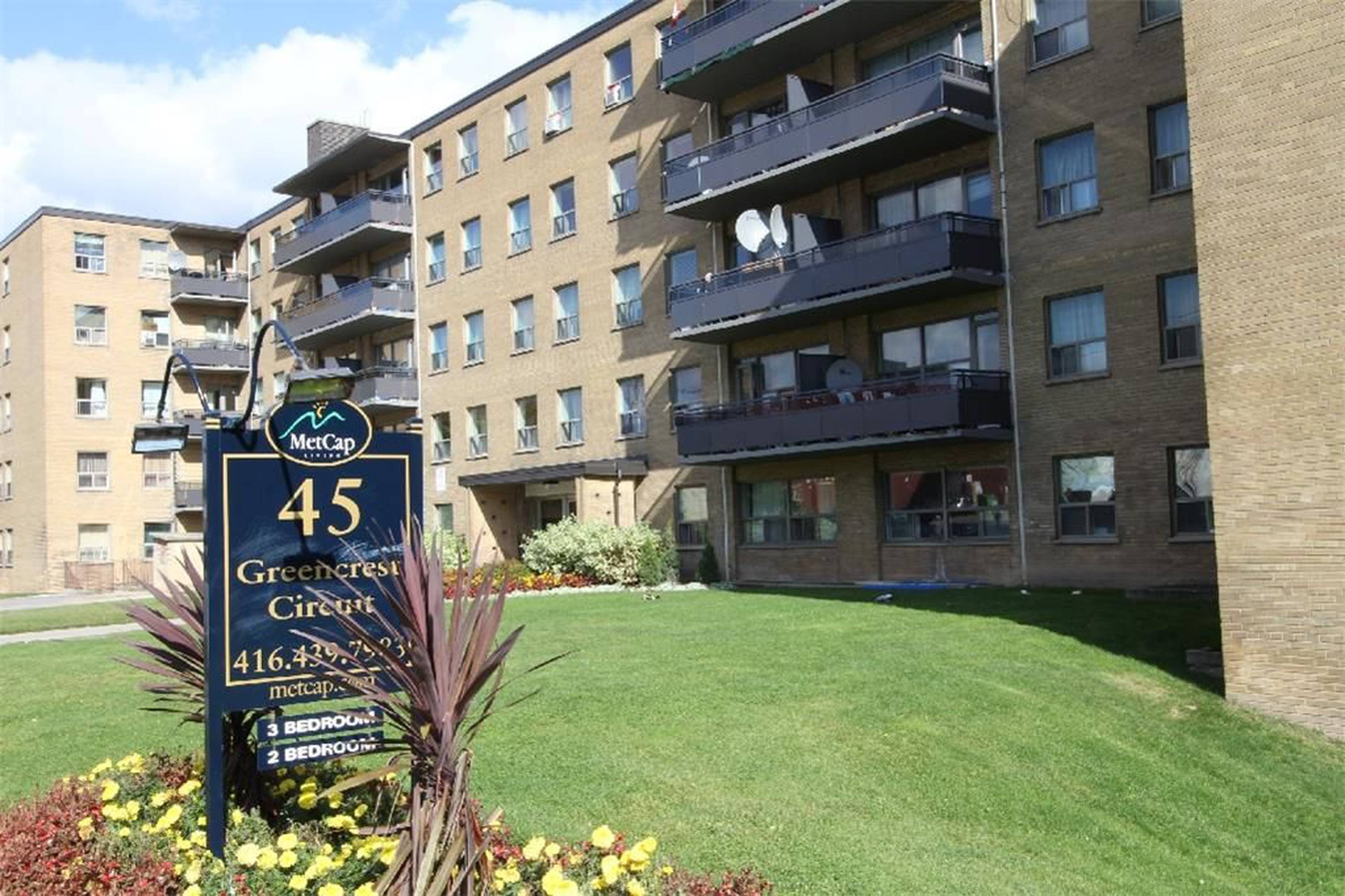 Greencrest Apartments Apartment Building