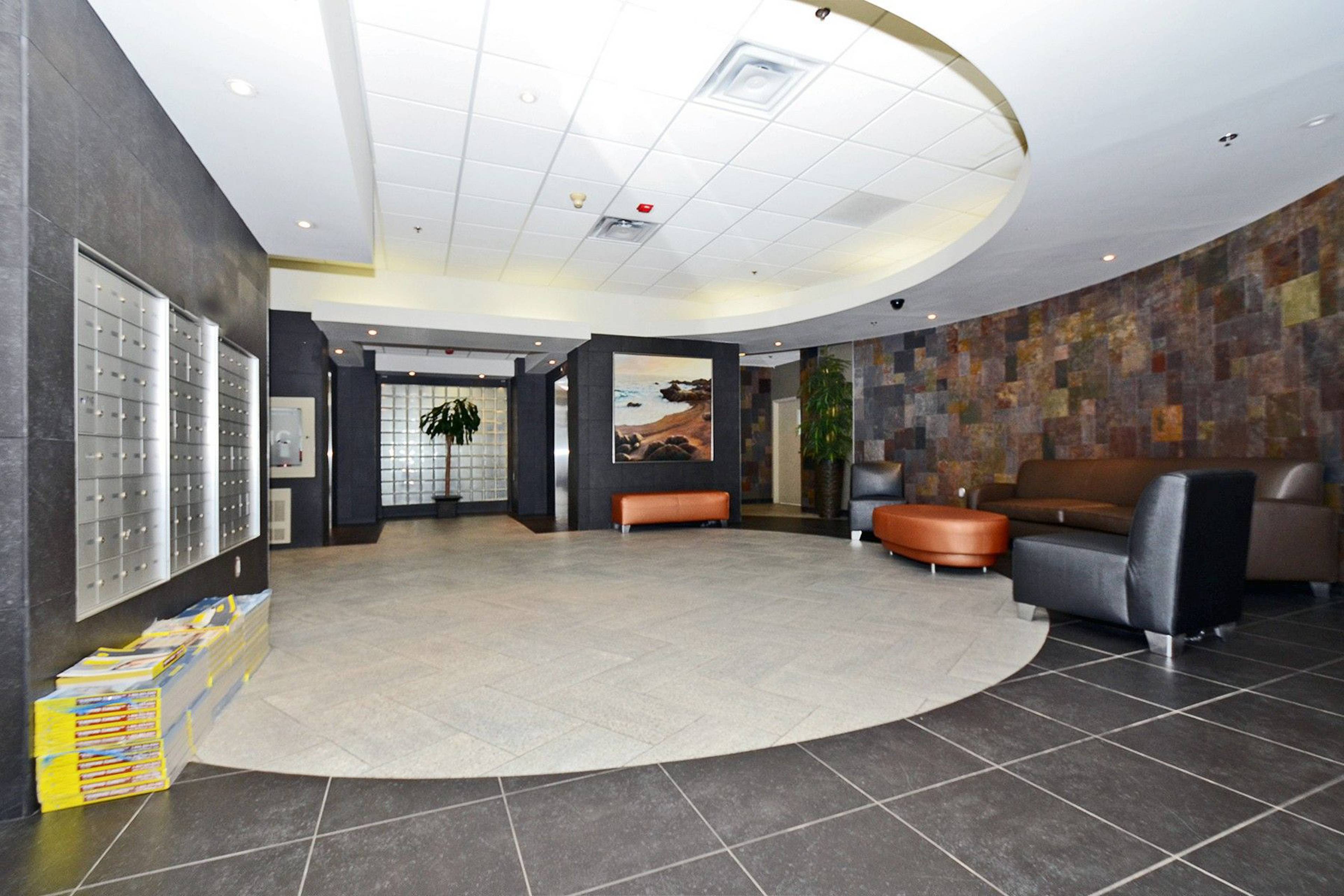 Plaza Suites 1580 Sheppard Ave E Apartments for Rent North York liv