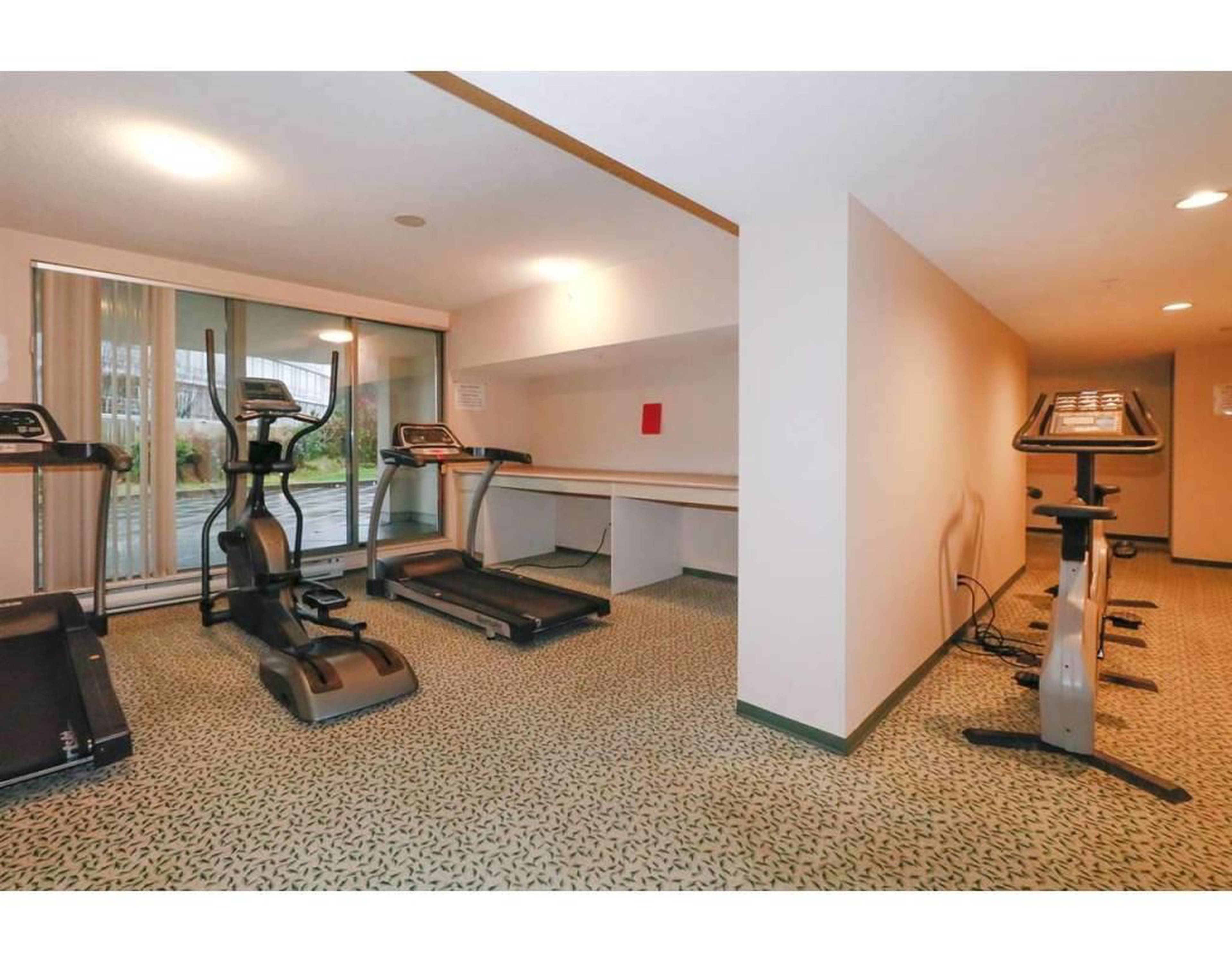 Richmond Towers Richmond, BC 8246 Lansdowne Rd liv.rent