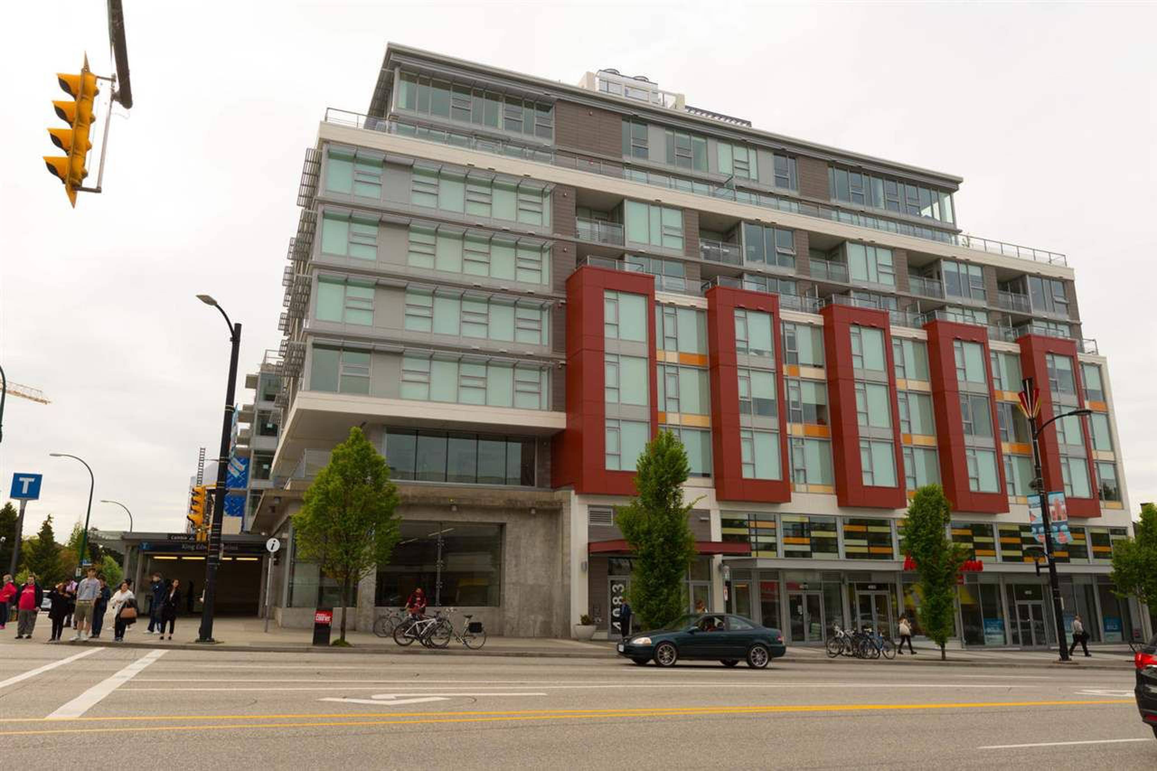 Cambie Star Apartments for Rent, 4083 Cambie St, Vancouver, BC - 2